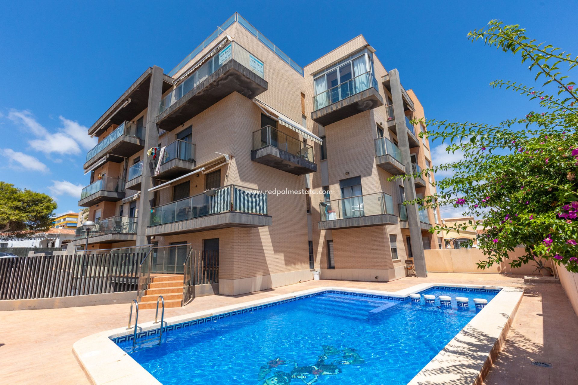 Revente - Appartement -
Torrevieja - Punta Prima Torrevieja