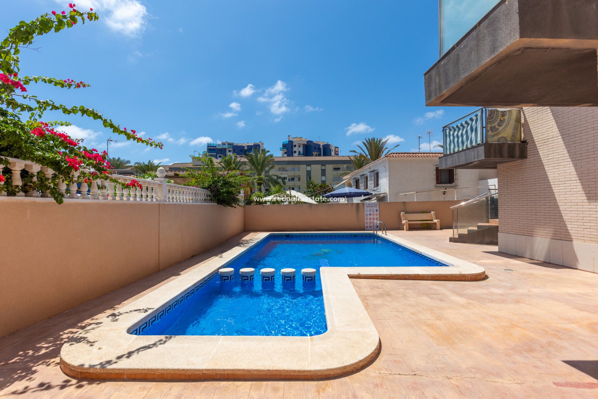 Revente - Appartement -
Torrevieja - Punta Prima Torrevieja