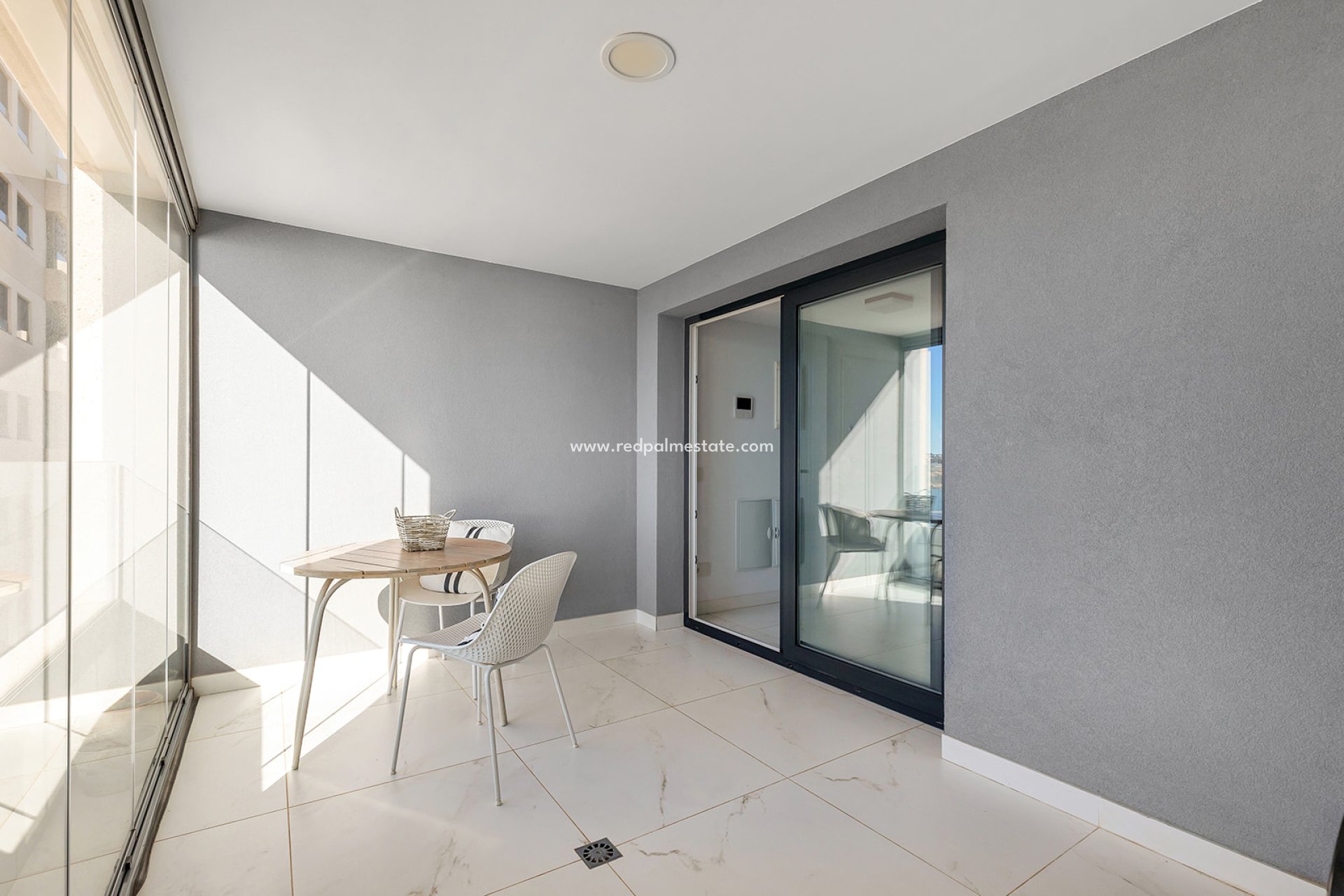 Revente - Appartement -
Torrevieja - Punta prima
