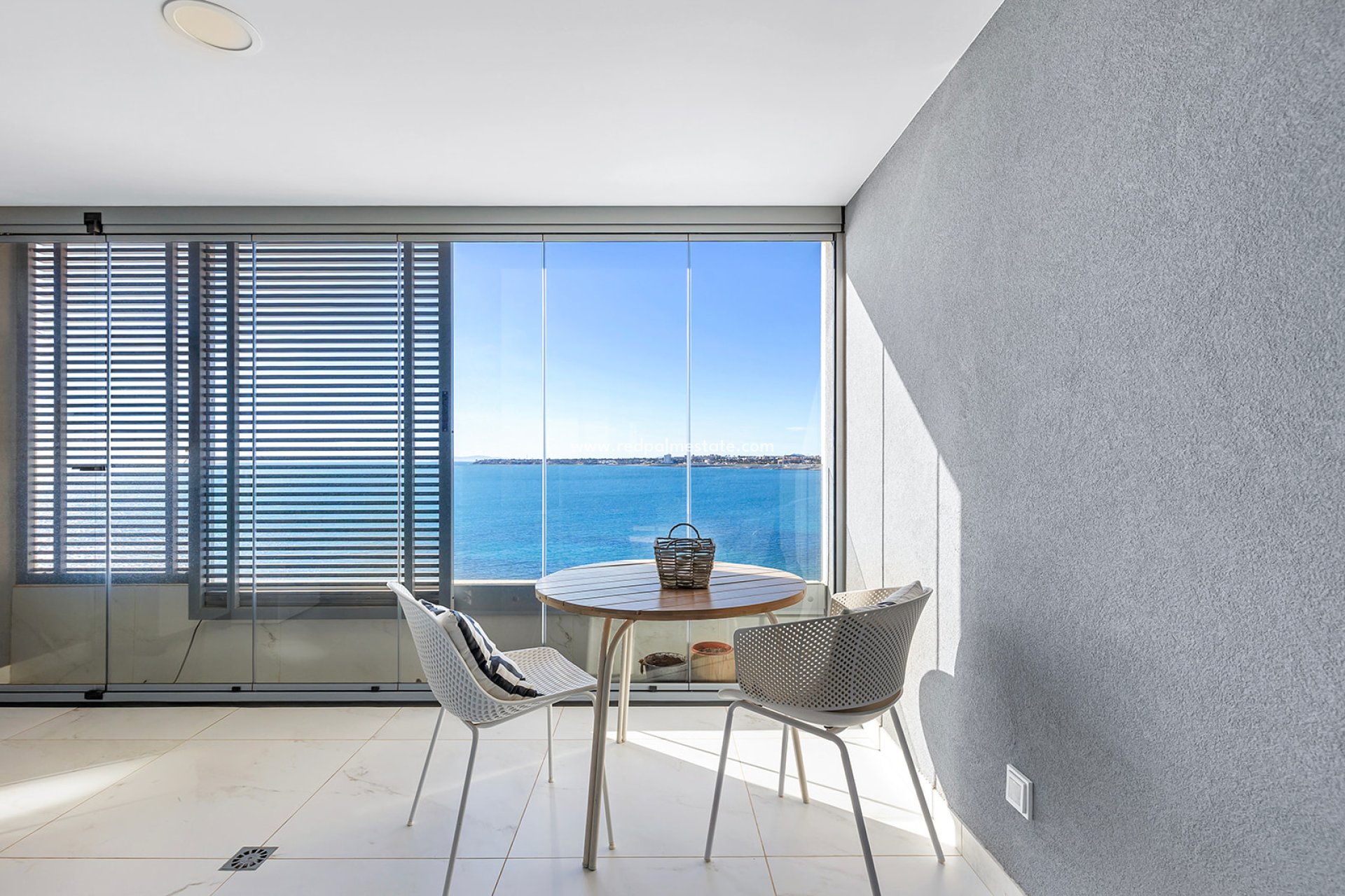 Revente - Appartement -
Torrevieja - Punta prima
