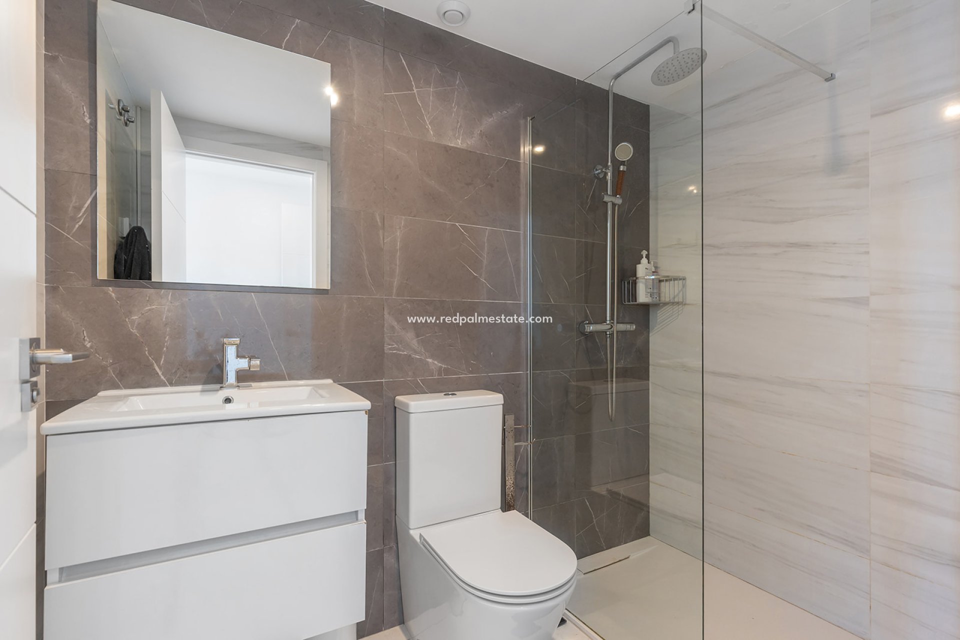Revente - Appartement -
Torrevieja - Punta prima