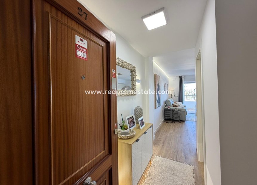 Revente - Appartement -
Torrevieja - Punta prima