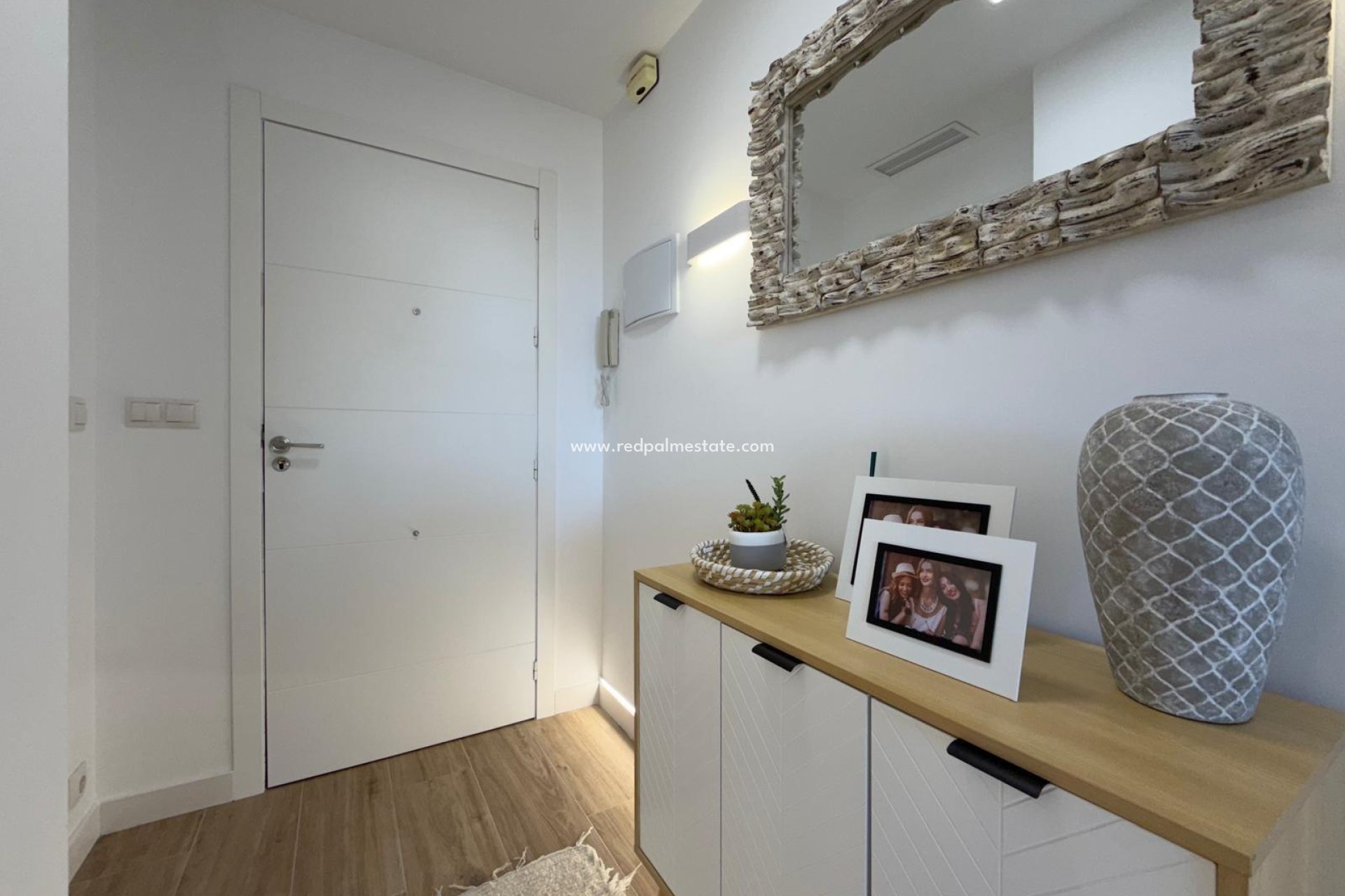 Revente - Appartement -
Torrevieja - Punta prima