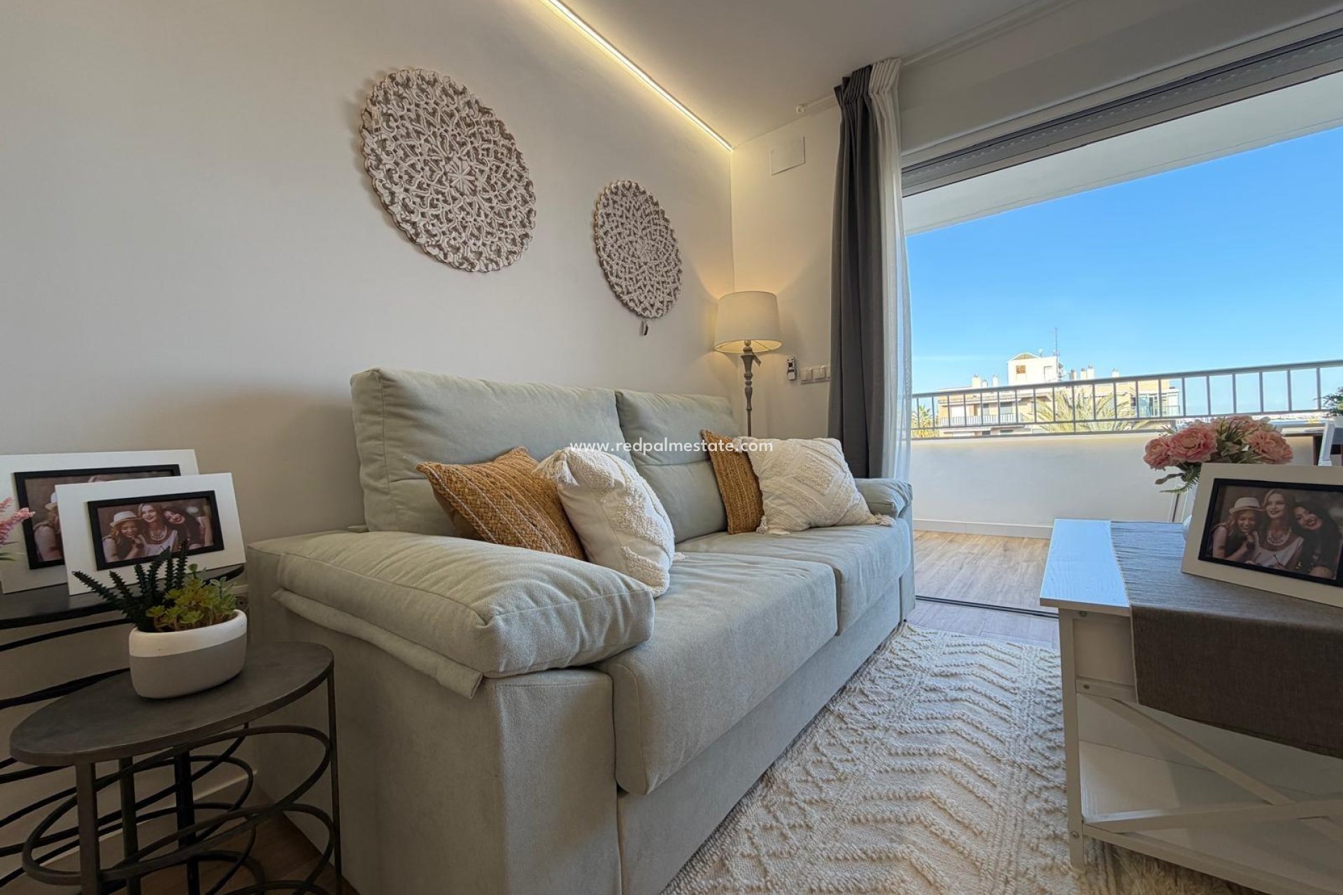 Revente - Appartement -
Torrevieja - Punta prima