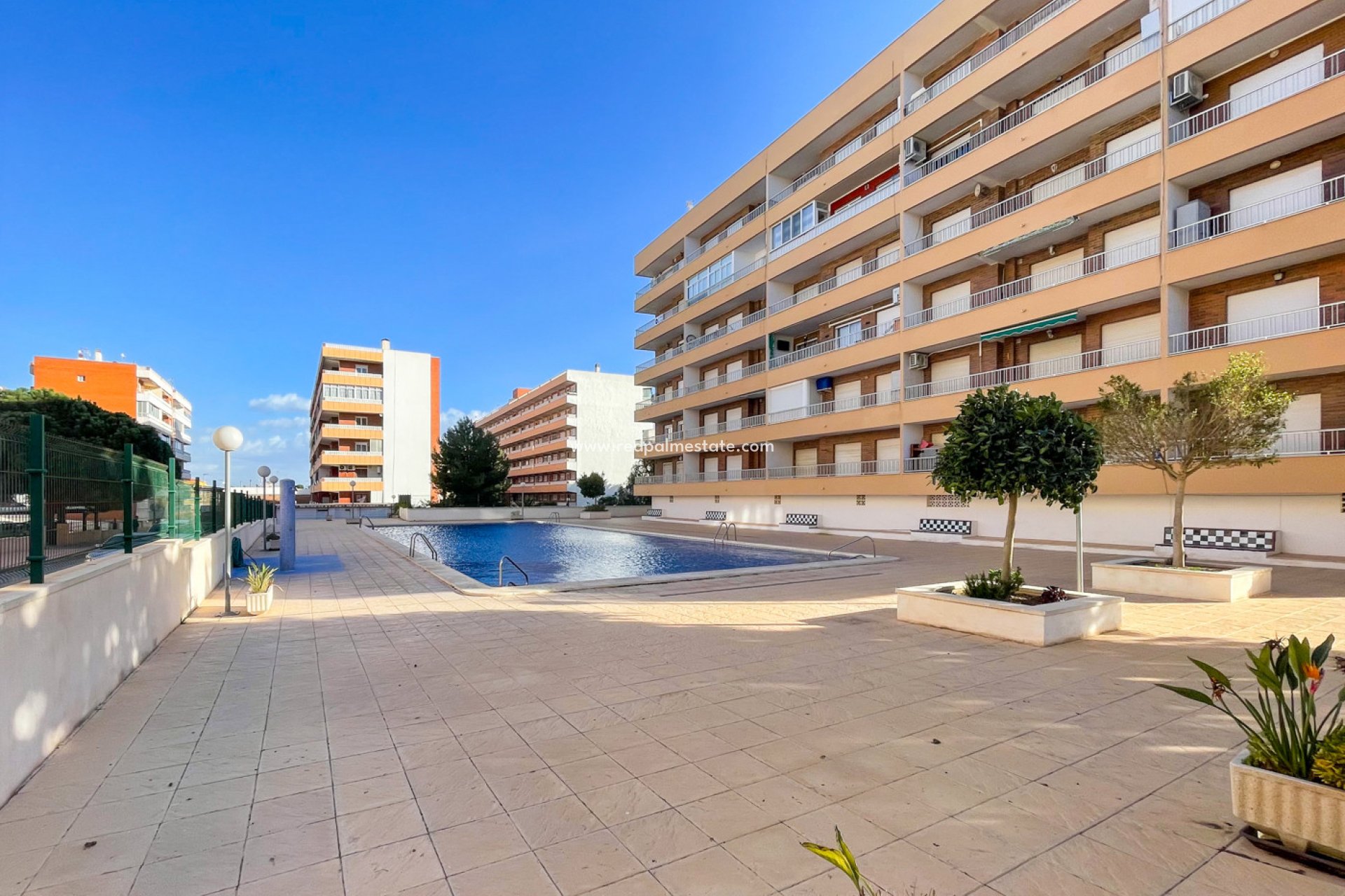 Revente - Appartement -
Torrevieja - Punta prima