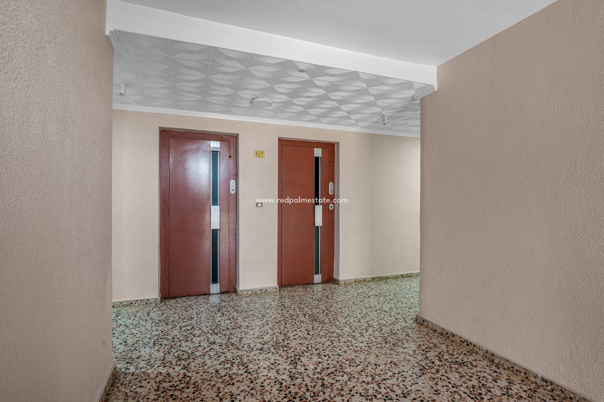 Revente - Appartement -
Torrevieja - Punta prima