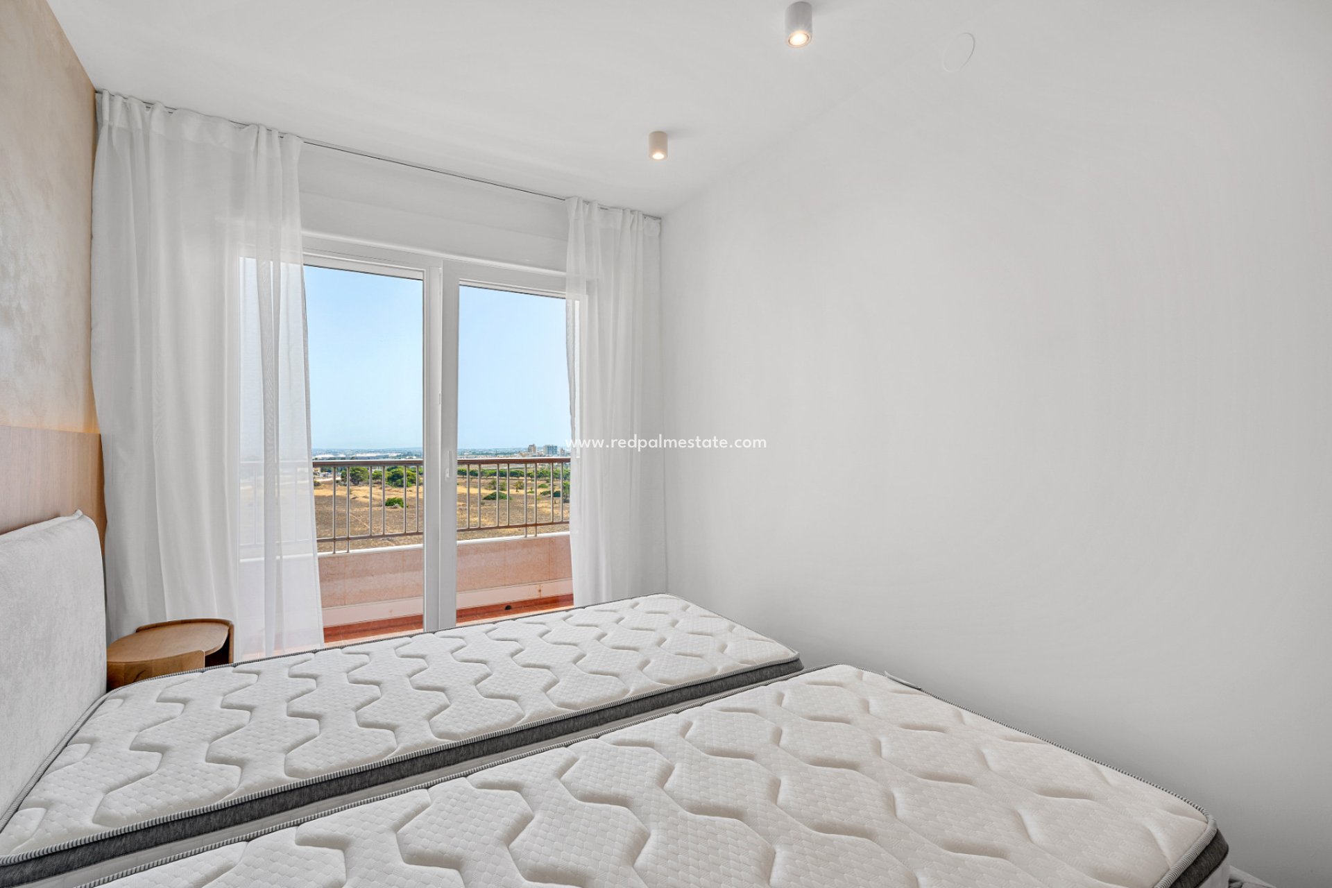 Revente - Appartement -
Torrevieja - Punta prima