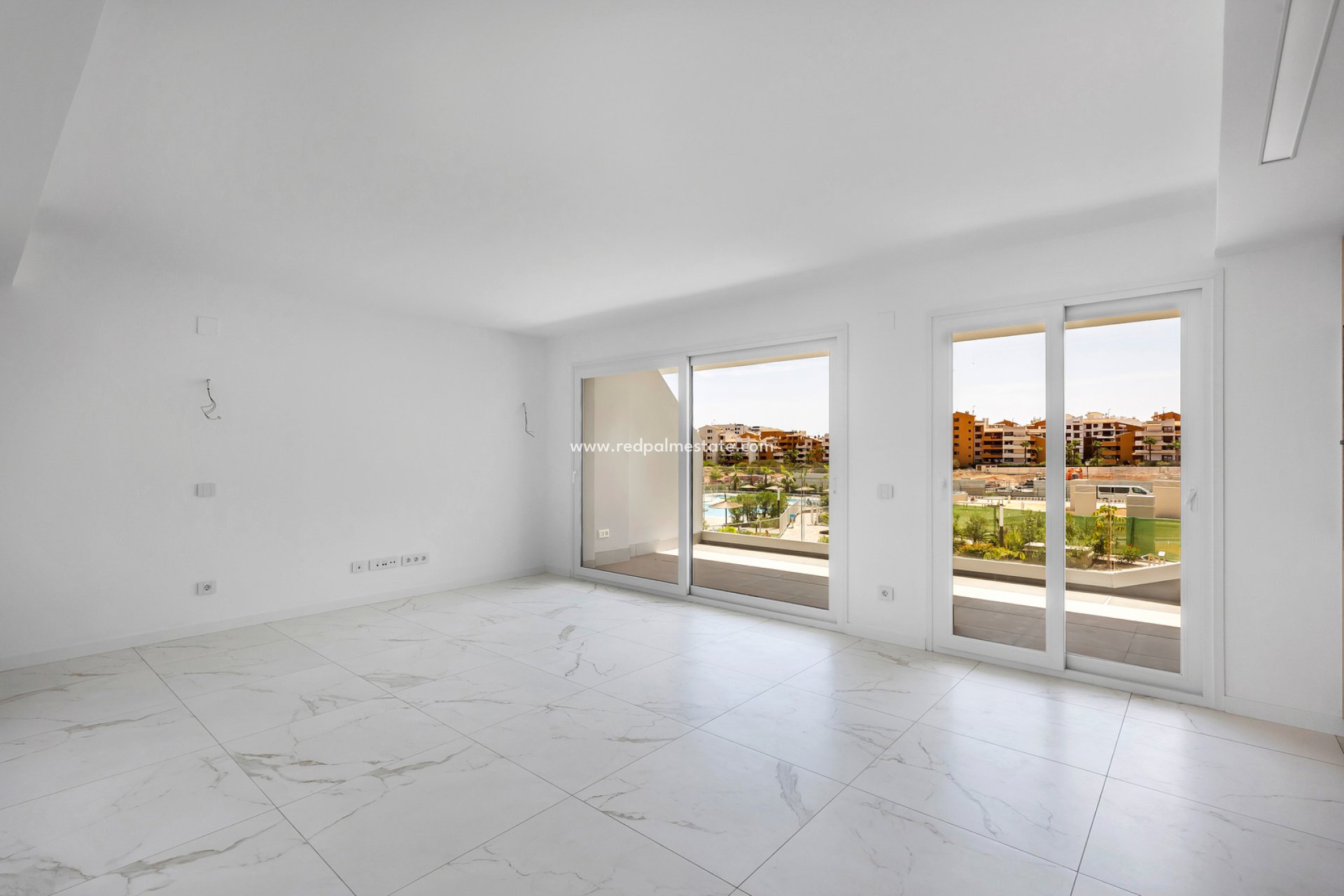 Revente - Appartement -
Torrevieja - Punta prima