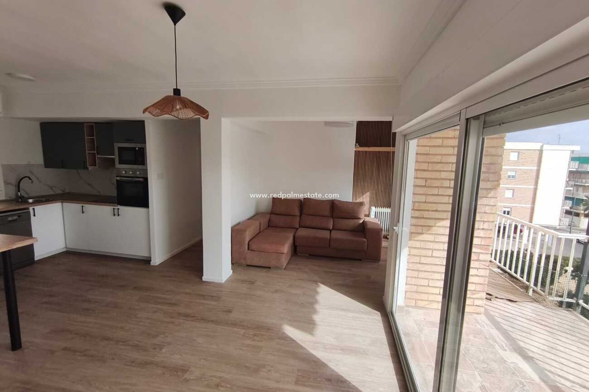 Revente - Appartement -
Torrevieja - Punta prima