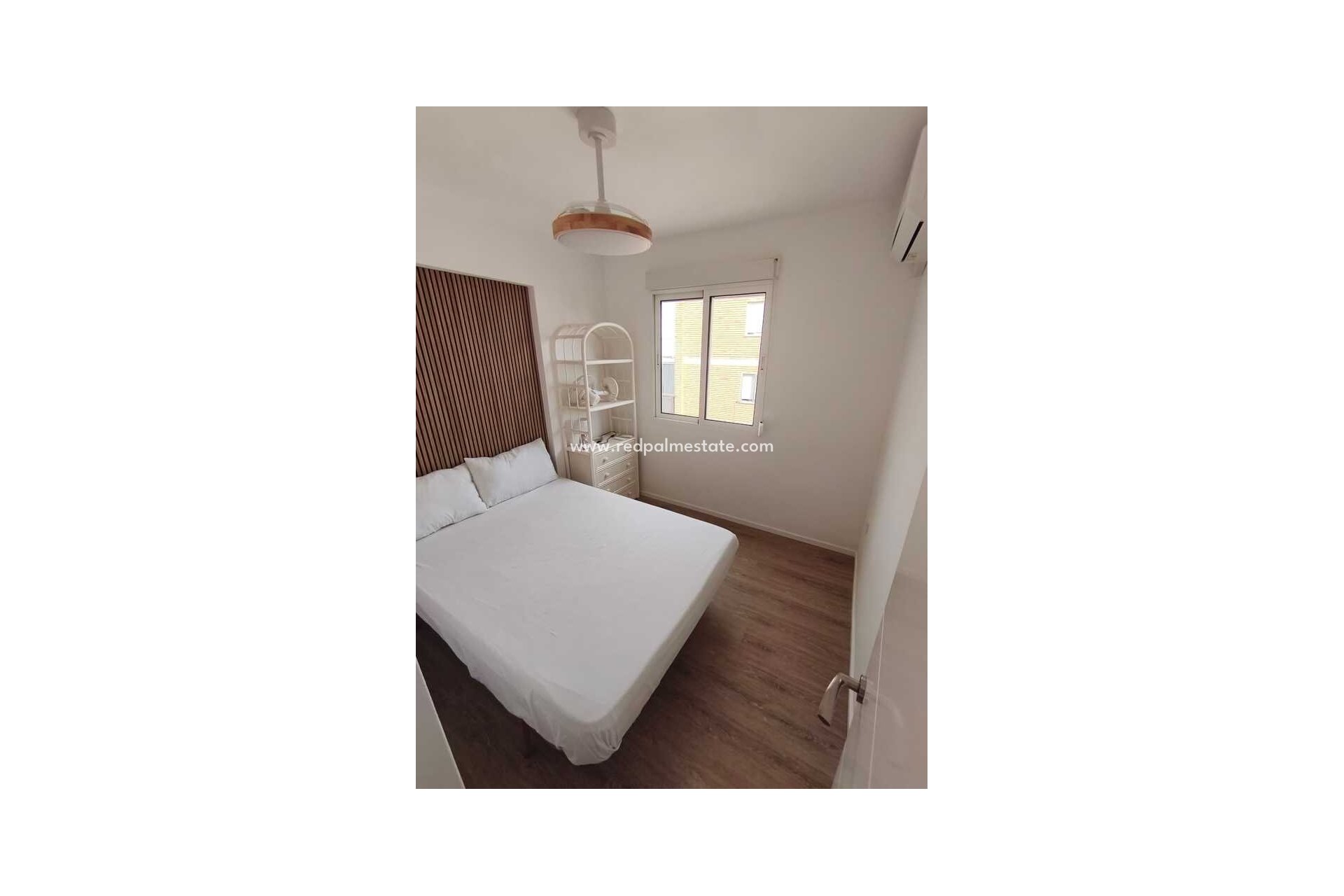 Revente - Appartement -
Torrevieja - Punta prima