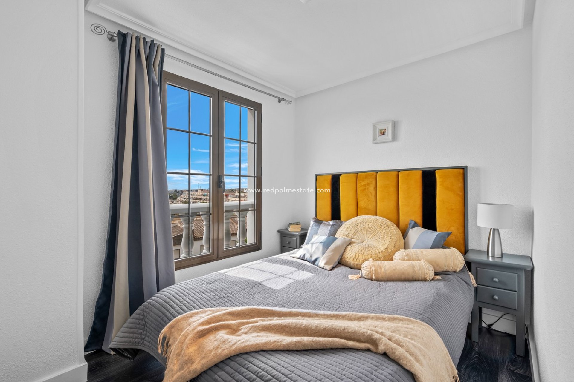 Revente - Appartement -
Torrevieja - Punta prima