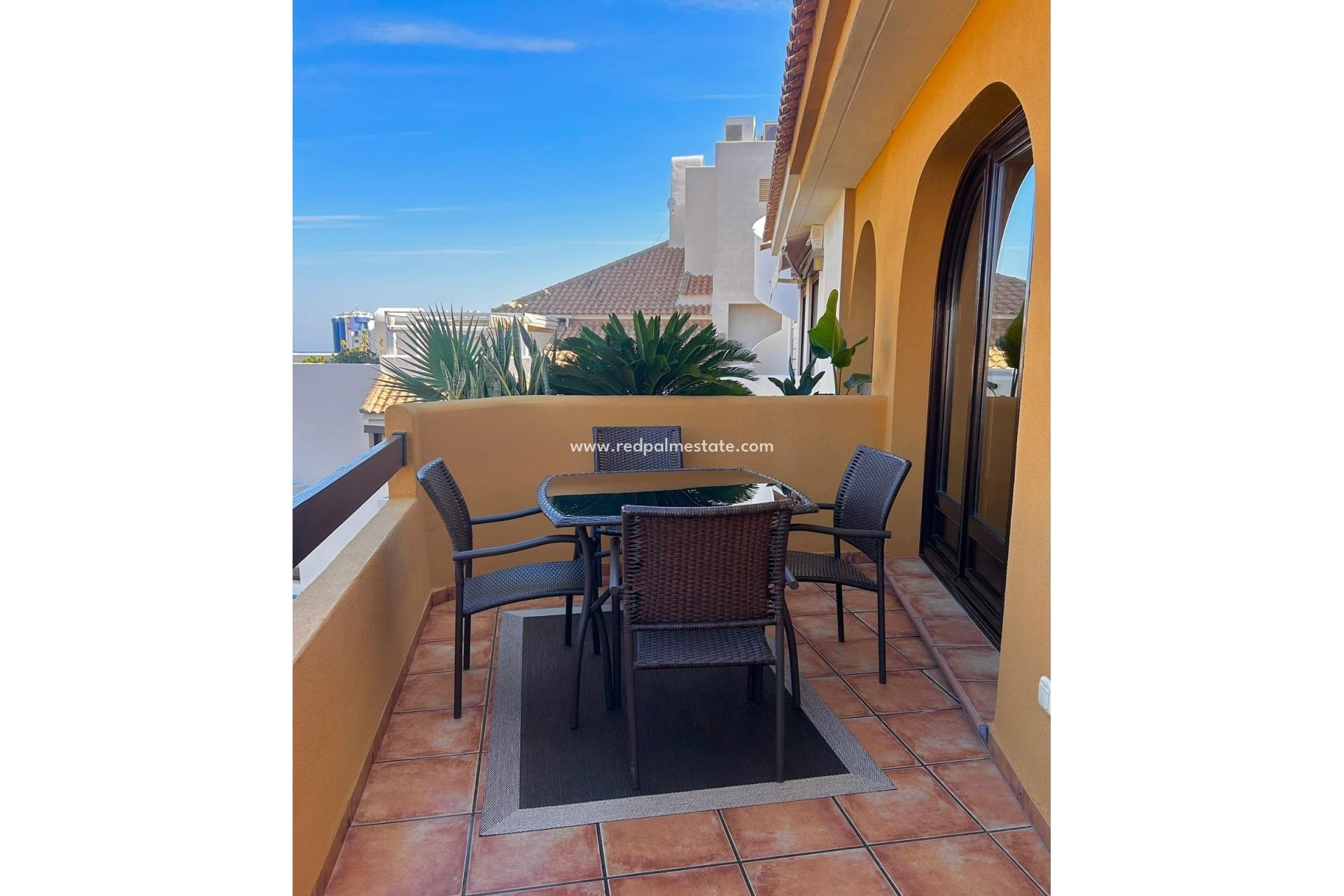 Revente - Appartement -
Torrevieja - Punta prima