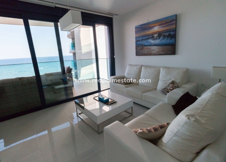 Revente - Appartement -
Torrevieja - Punta prima