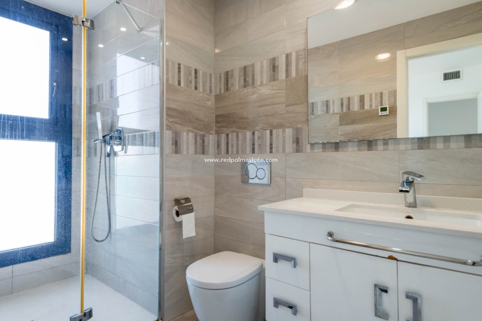 Revente - Appartement -
Torrevieja - Punta prima