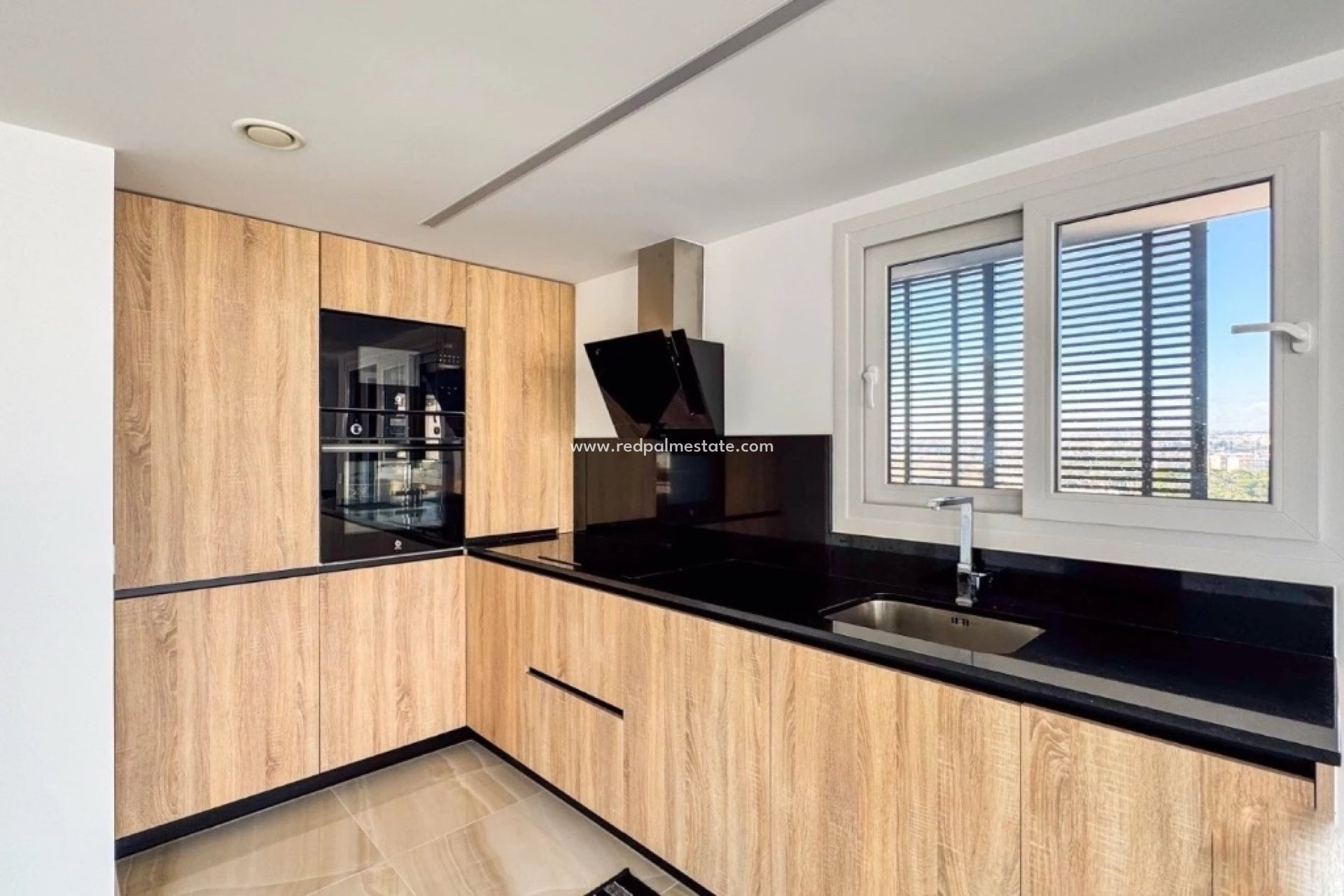 Revente - Appartement -
Torrevieja - Punta prima