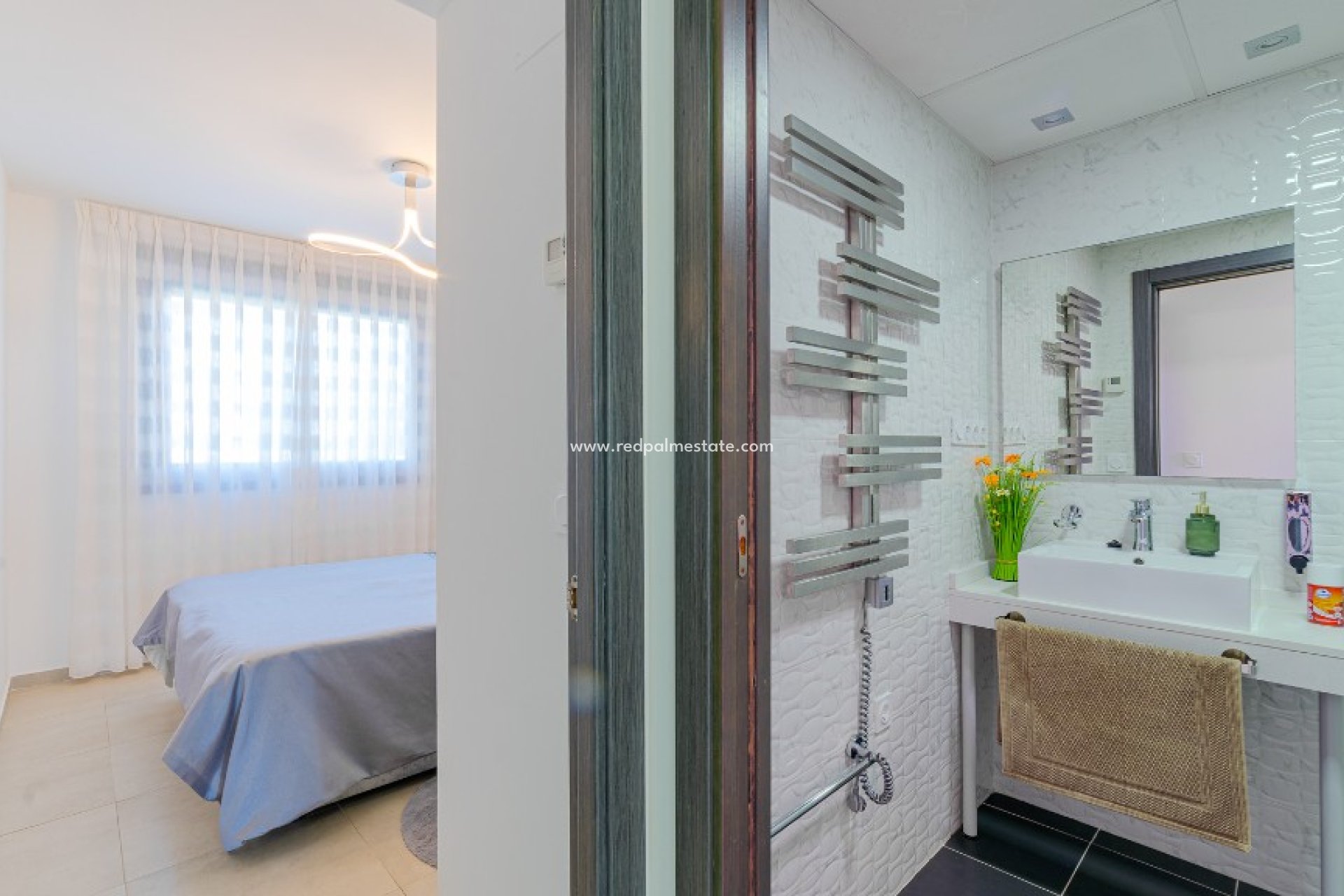 Revente - Appartement -
Torrevieja - Punta prima