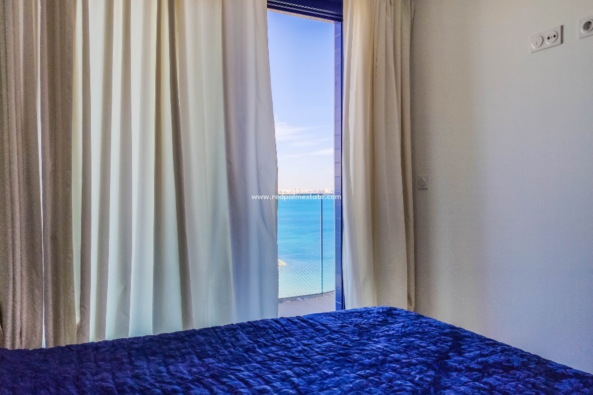 Revente - Appartement -
Torrevieja - Punta prima