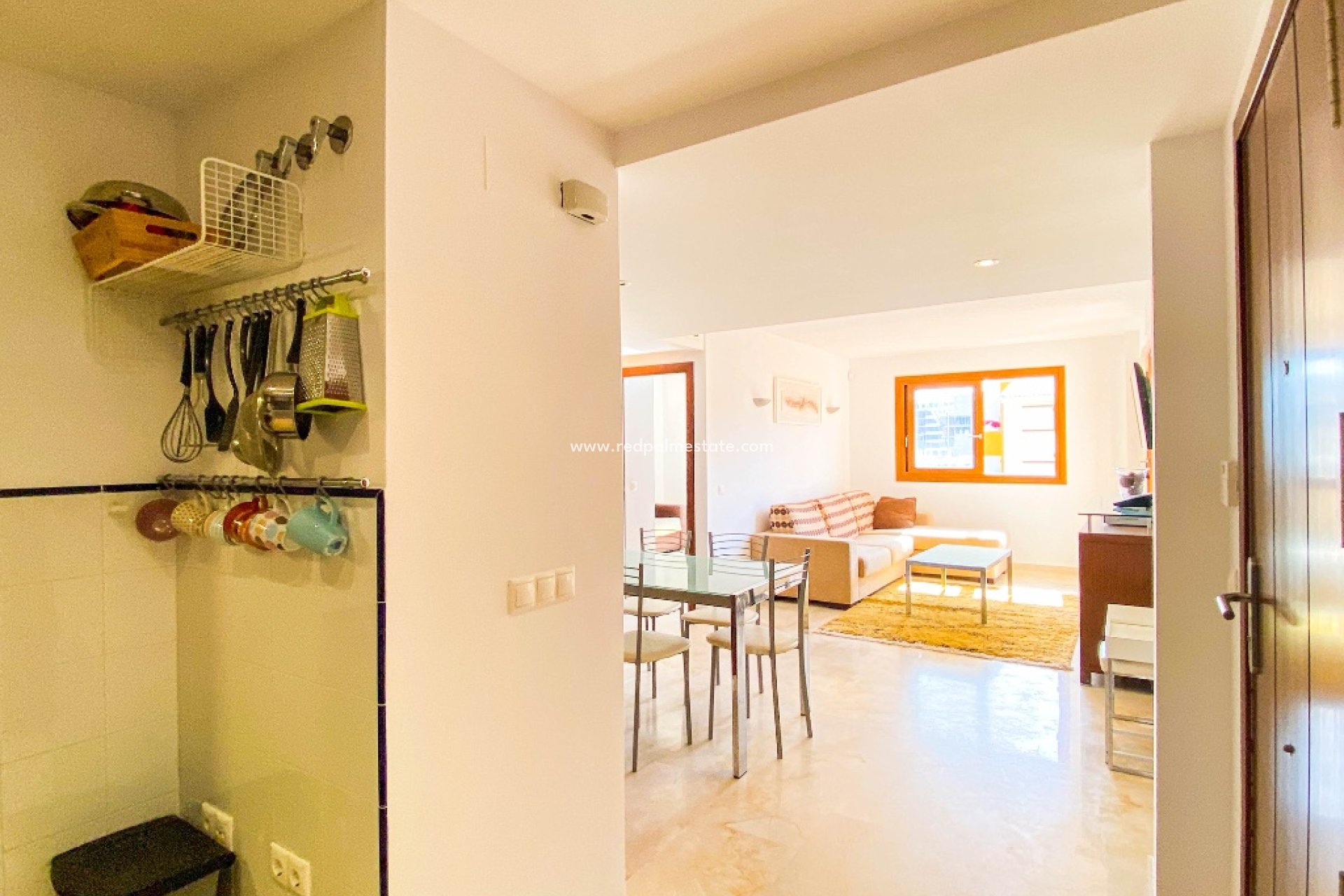 Revente - Appartement -
Torrevieja - Punta prima