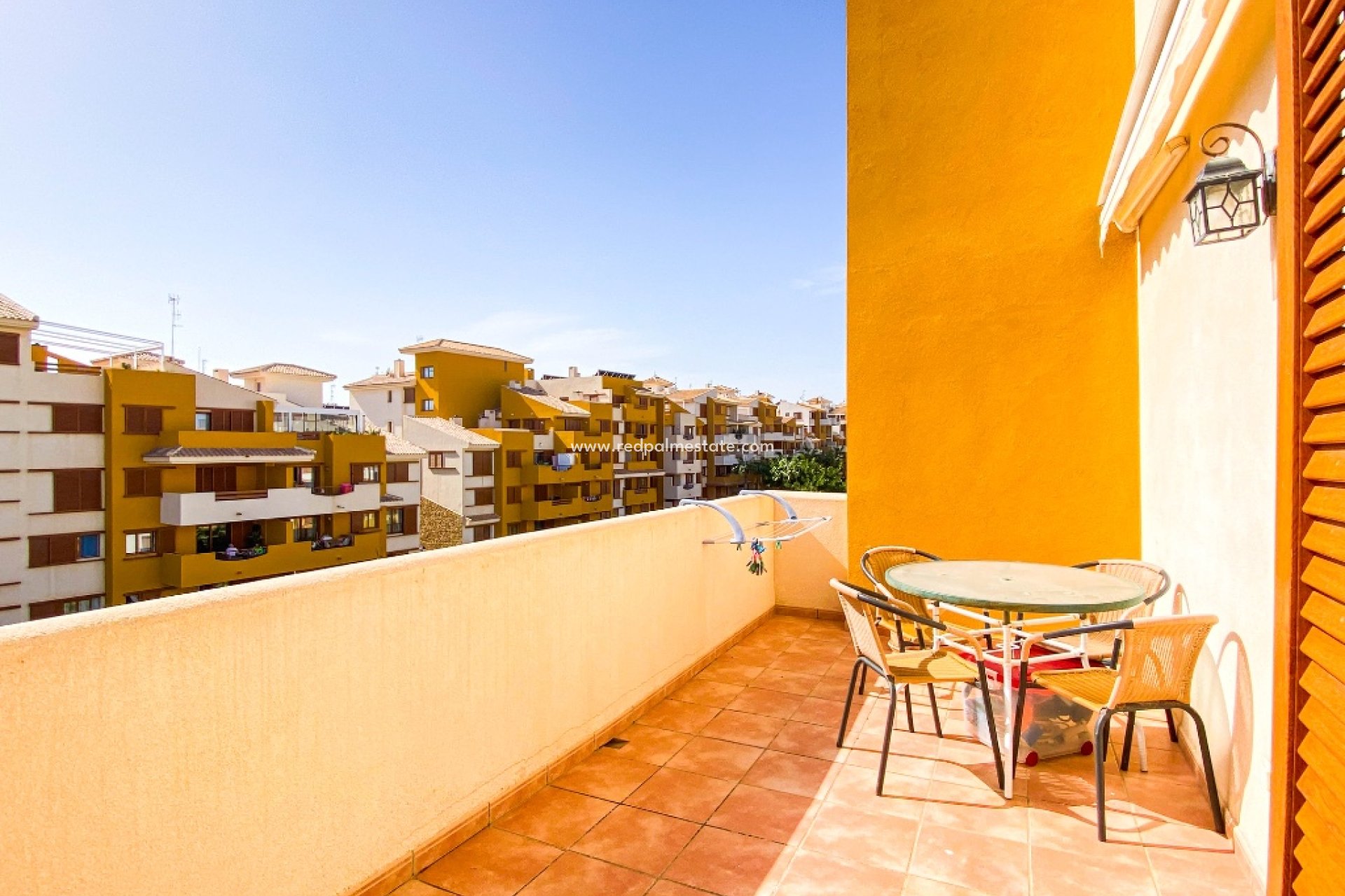 Revente - Appartement -
Torrevieja - Punta prima