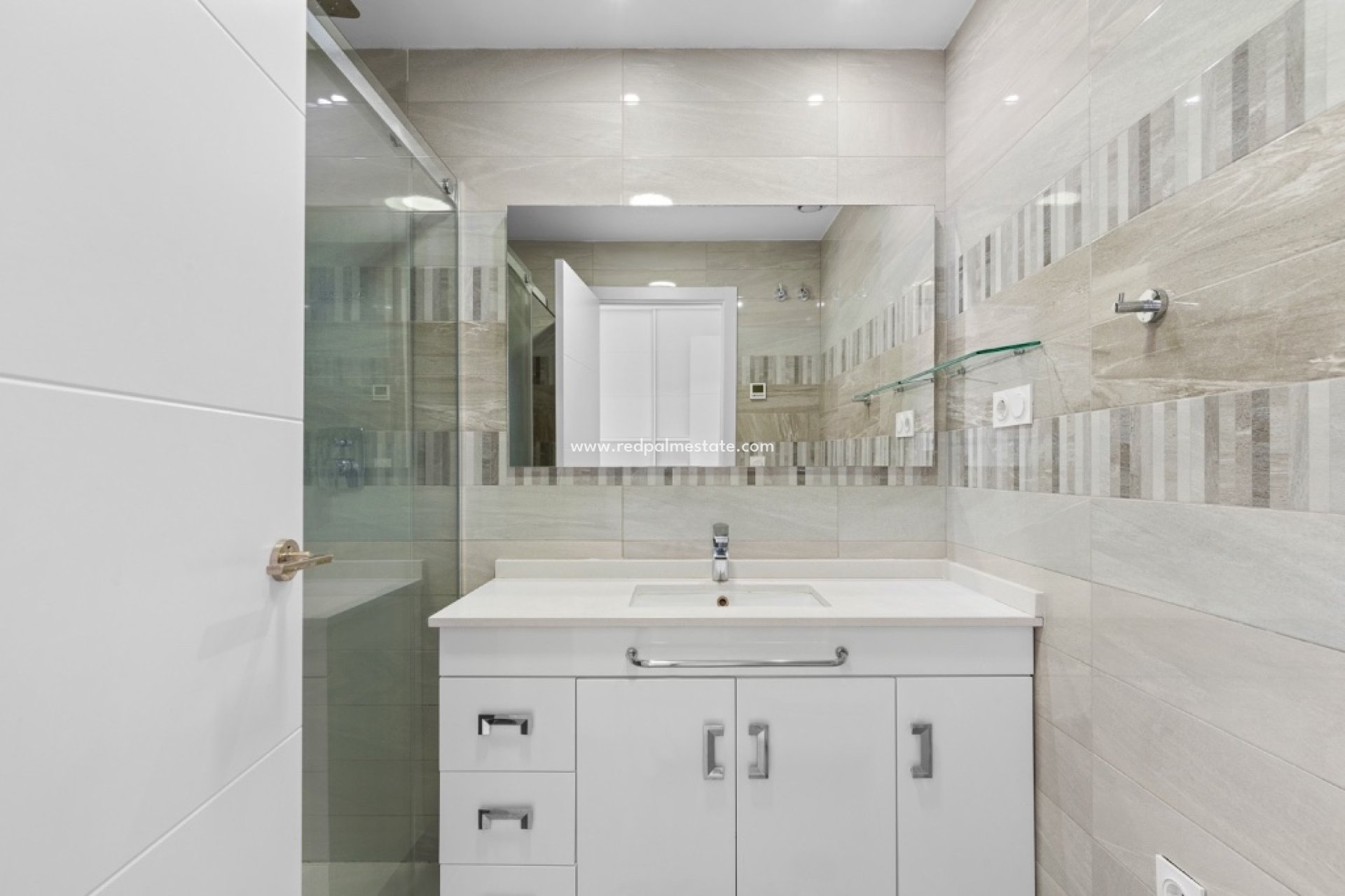 Revente - Appartement -
Torrevieja - Punta prima