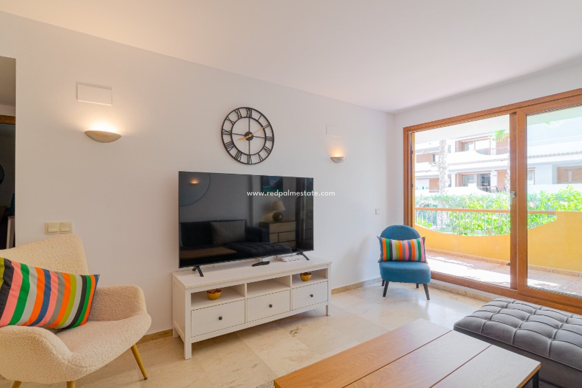 Revente - Appartement -
Torrevieja - Punta prima