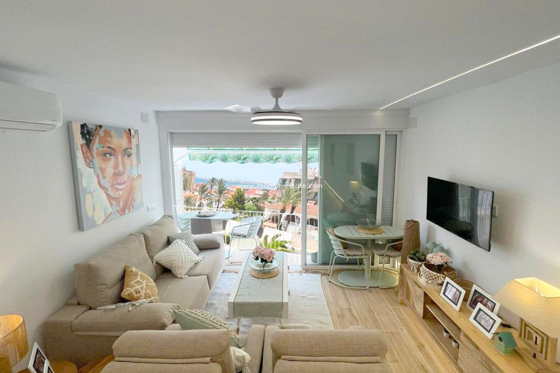 Revente - Appartement -
Torrevieja - Punta prima