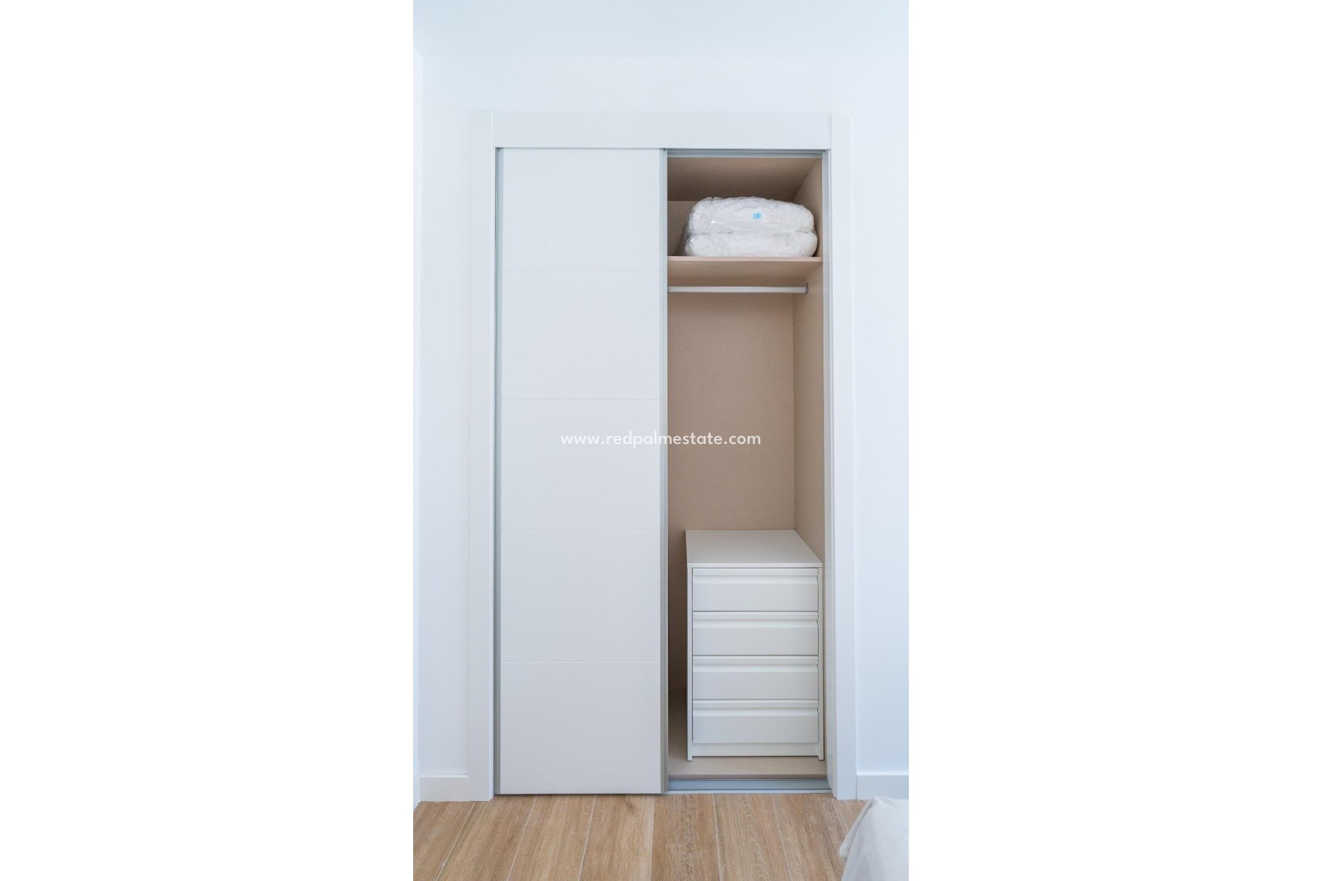 Revente - Appartement -
Torrevieja - Punta prima