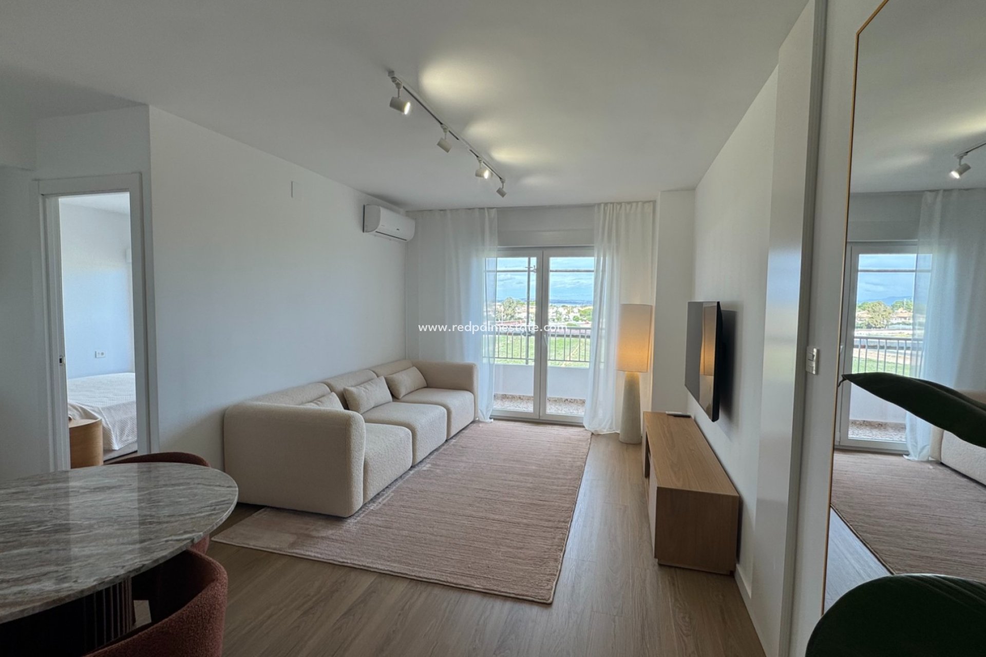 Revente - Appartement -
Torrevieja - Punta prima