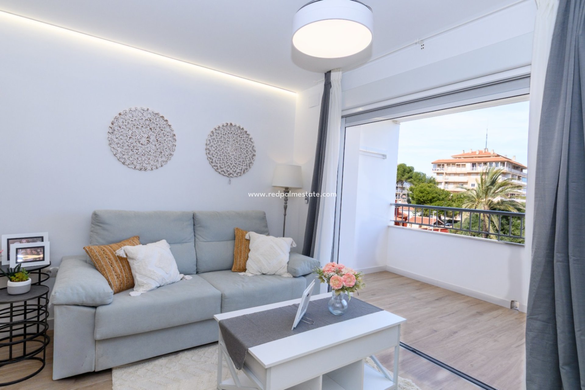 Revente - Appartement -
Torrevieja - Punta prima