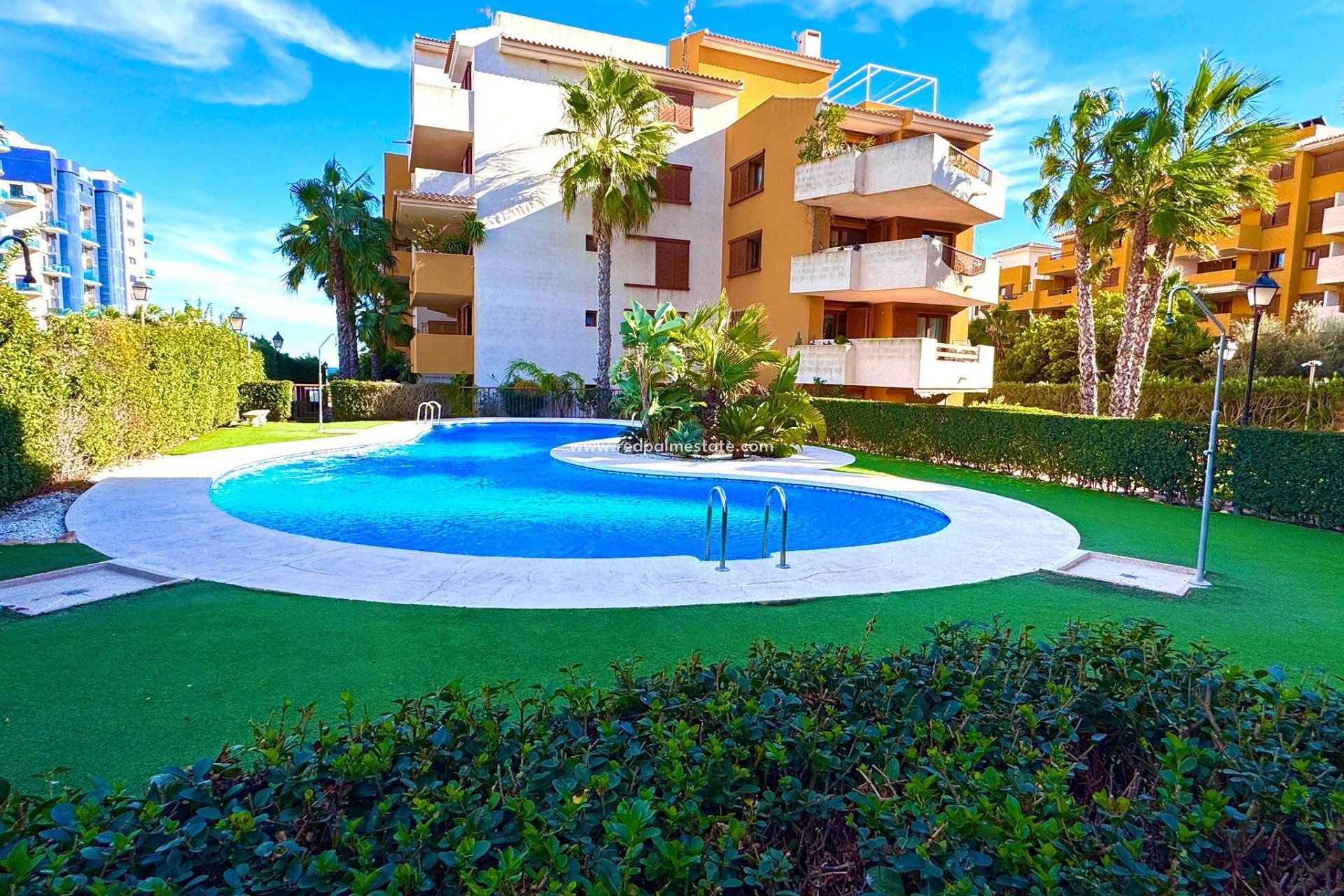 Revente - Appartement -
Torrevieja - Punta prima
