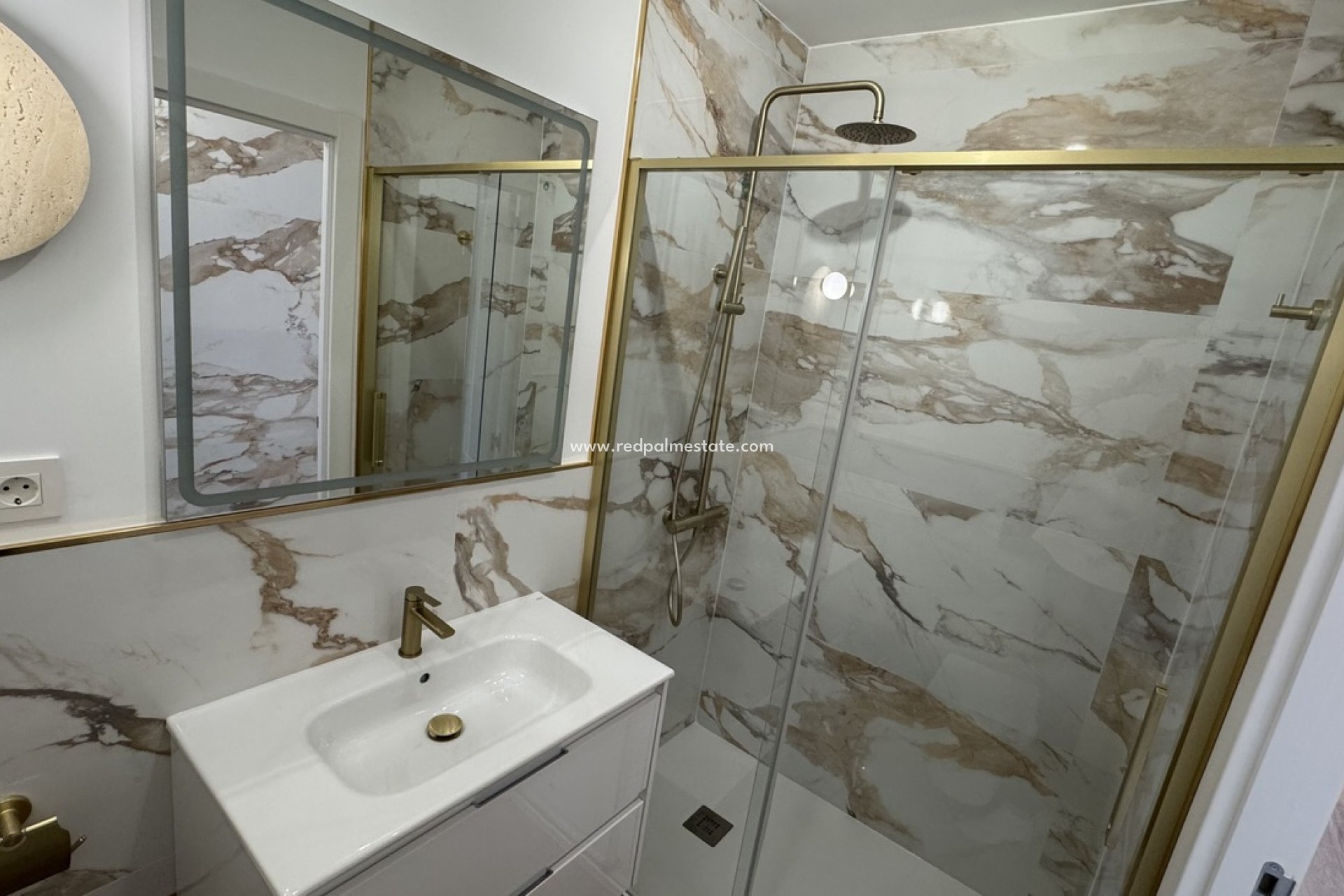 Revente - Appartement -
Torrevieja - Punta prima