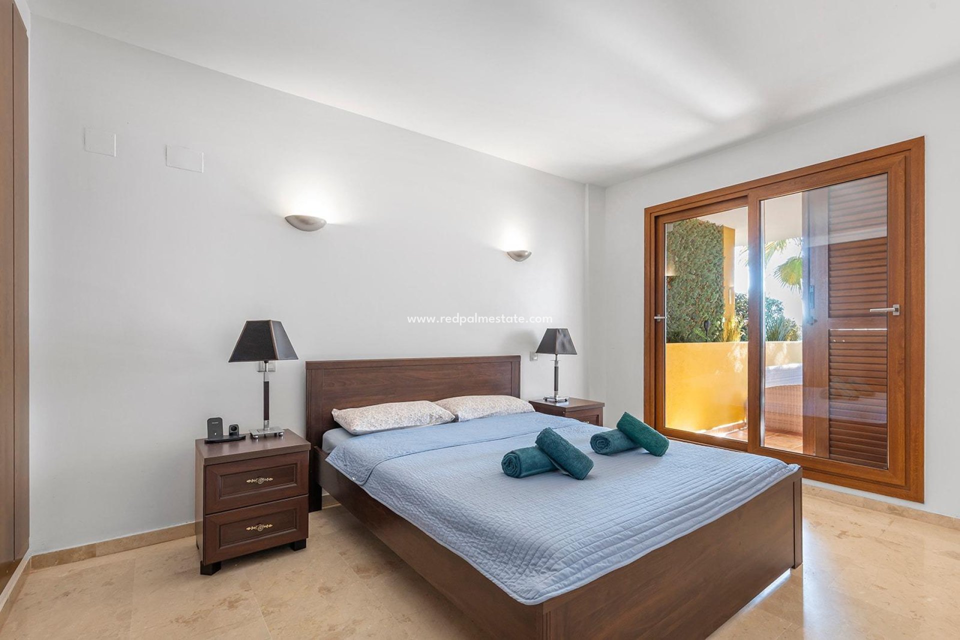 Revente - Appartement -
Torrevieja - Punta prima