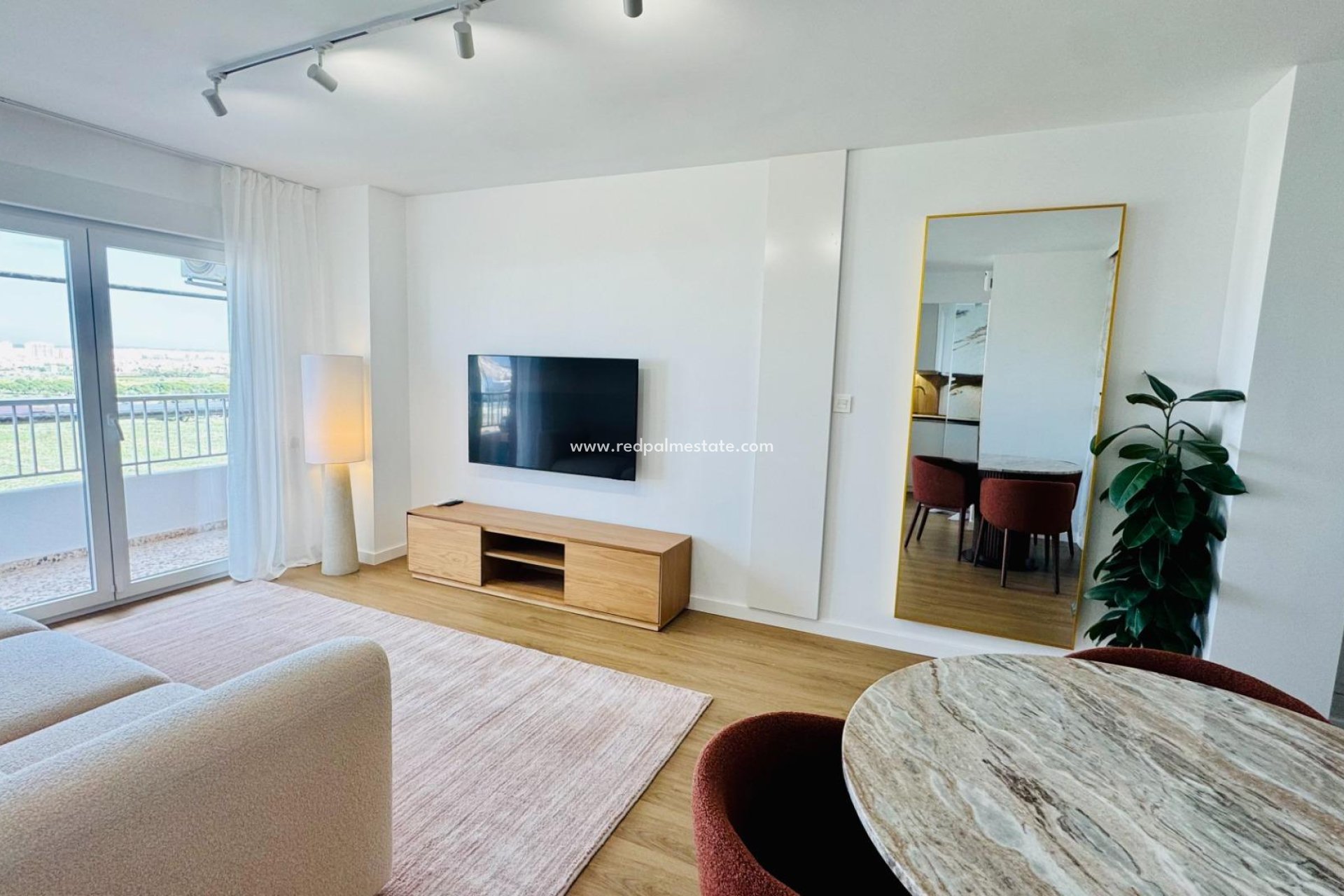 Revente - Appartement -
Torrevieja - Punta prima