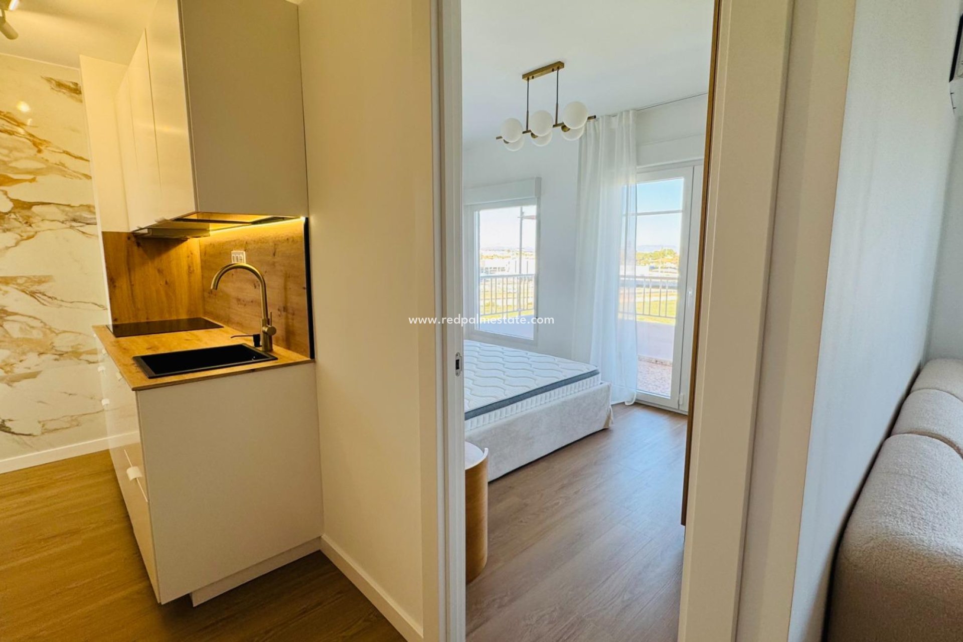 Revente - Appartement -
Torrevieja - Punta prima