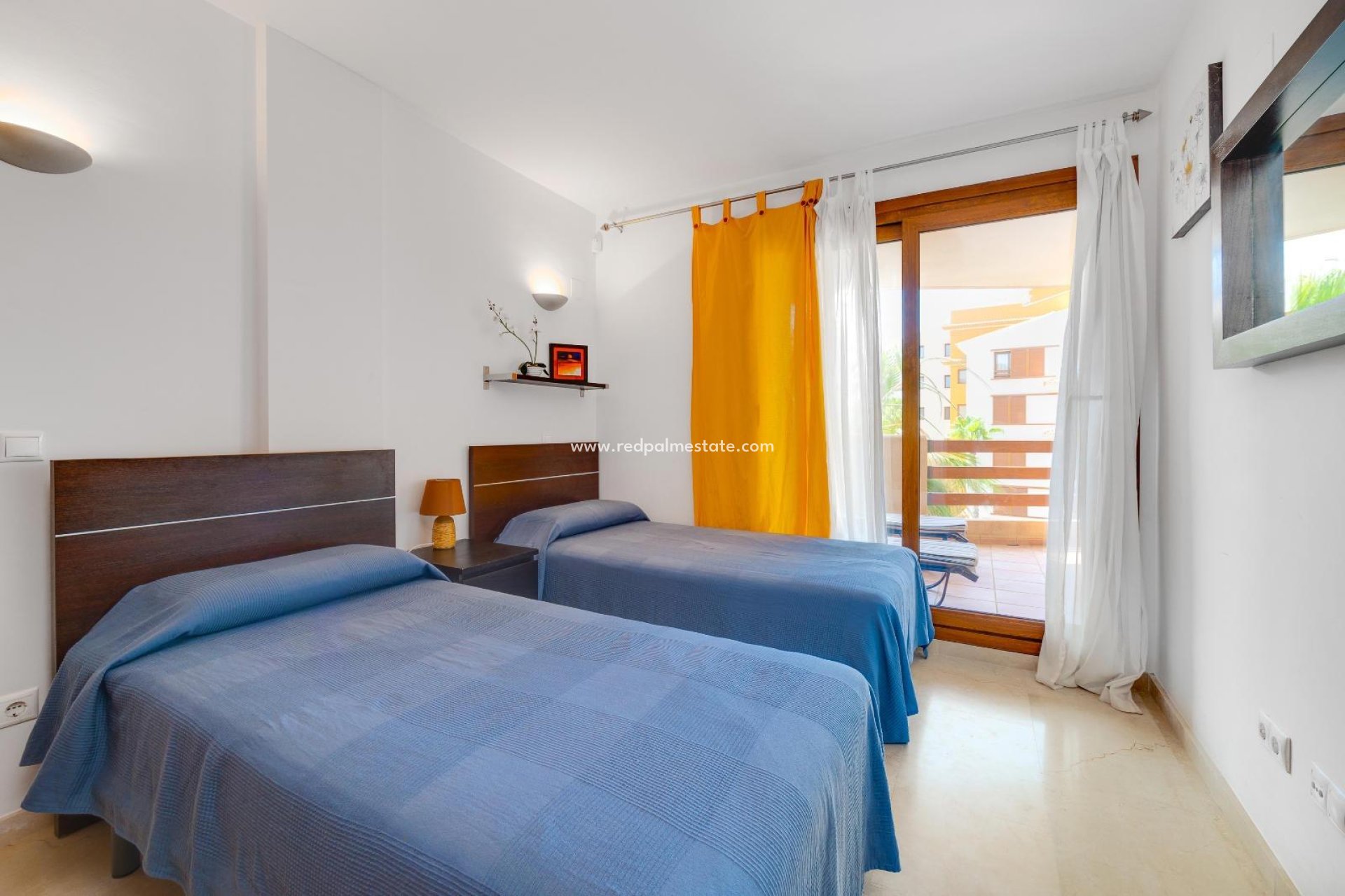 Revente - Appartement -
Torrevieja - Punta prima