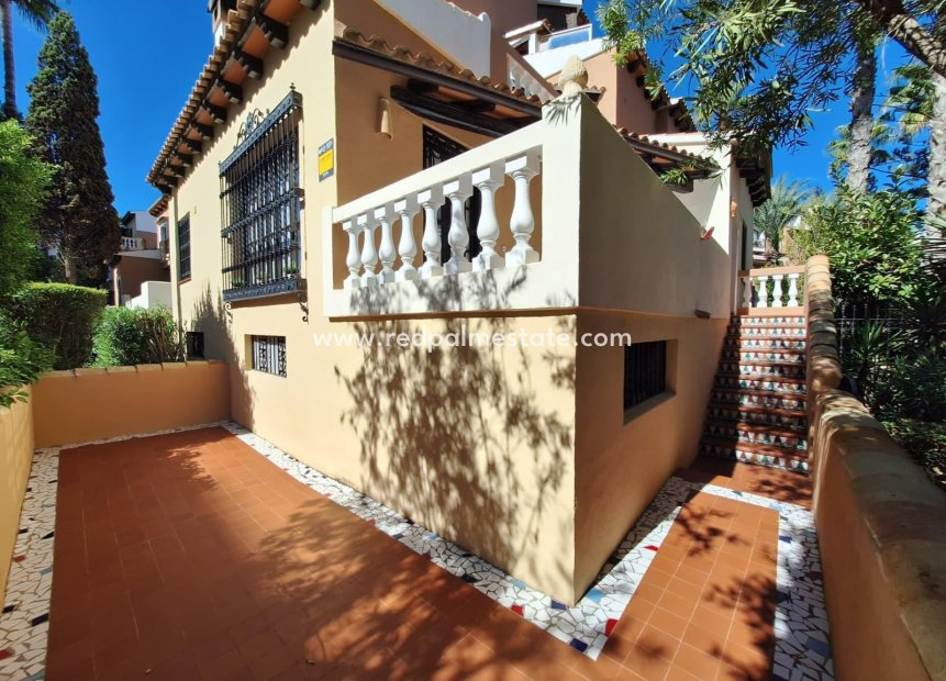 Revente - Appartement -
Torrevieja - Rosaleda-los frutales