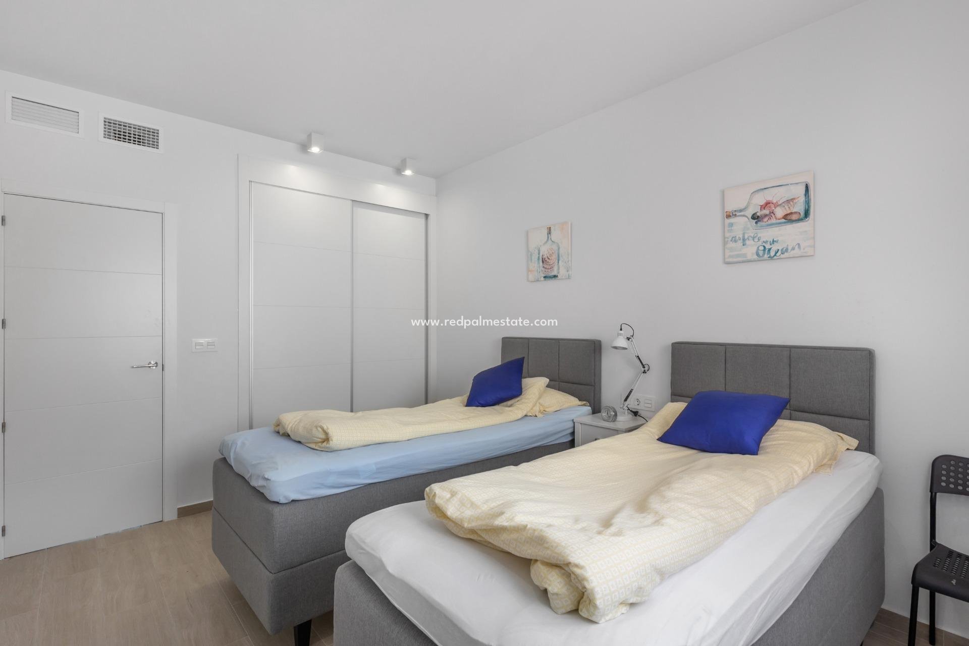 Revente - Appartement -
Torrevieja - Rosaleda-los frutales