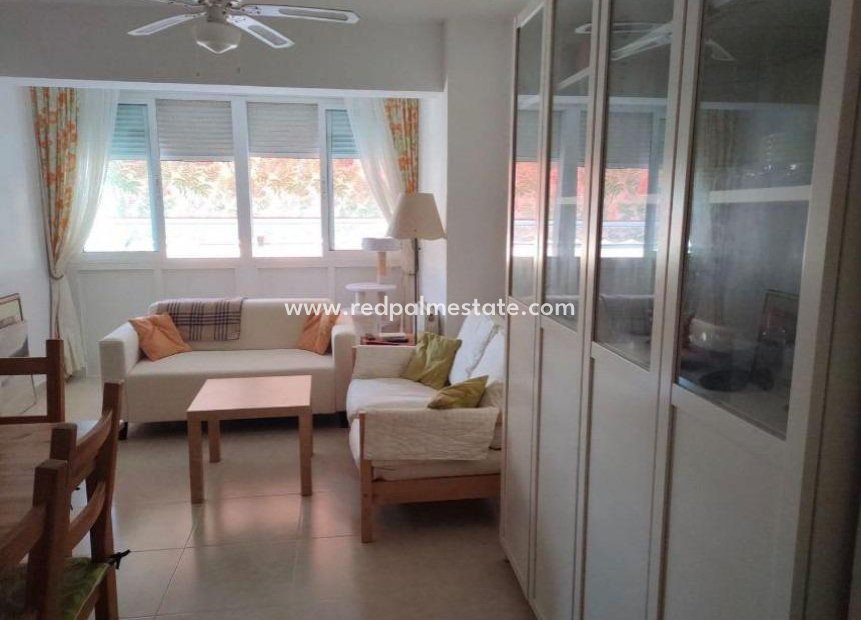 Revente - Appartement -
Torrevieja - Sector 25