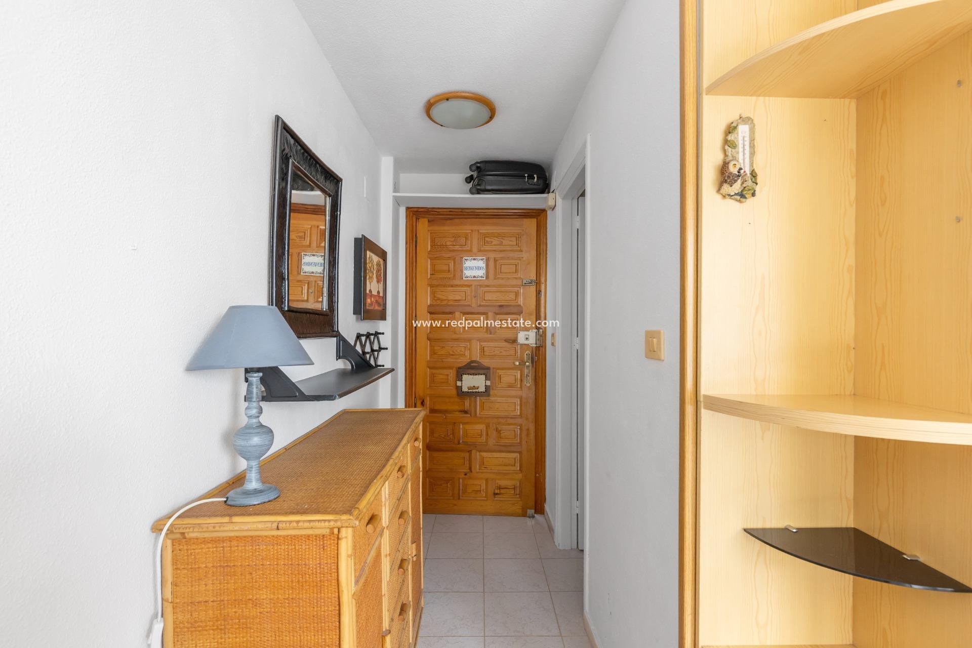 Revente - Appartement -
Torrevieja - Torreblanca