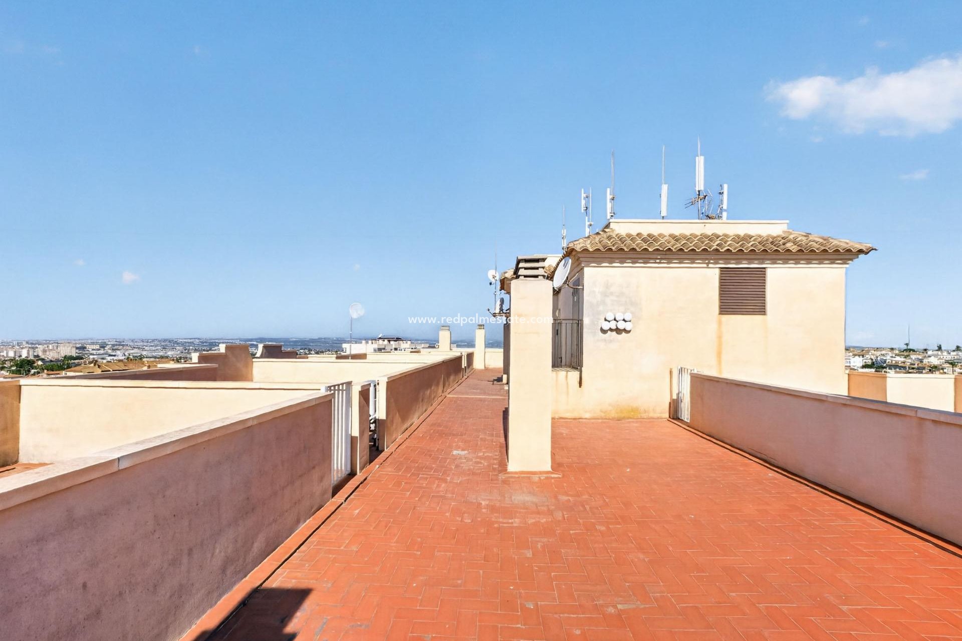 Revente - Appartement -
Torrevieja - Torreblanca