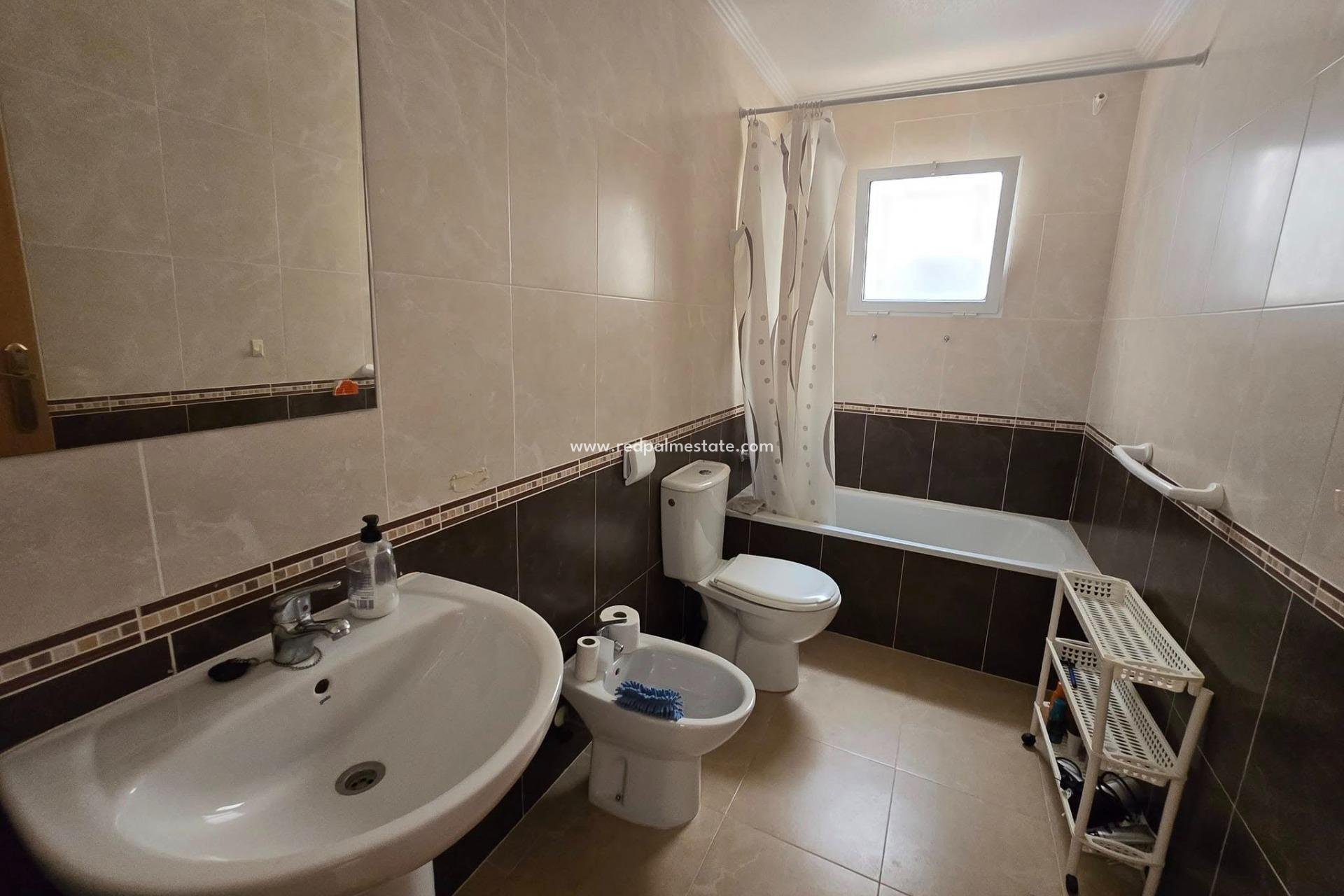 Revente - Appartement -
Torrevieja - Torreblanca