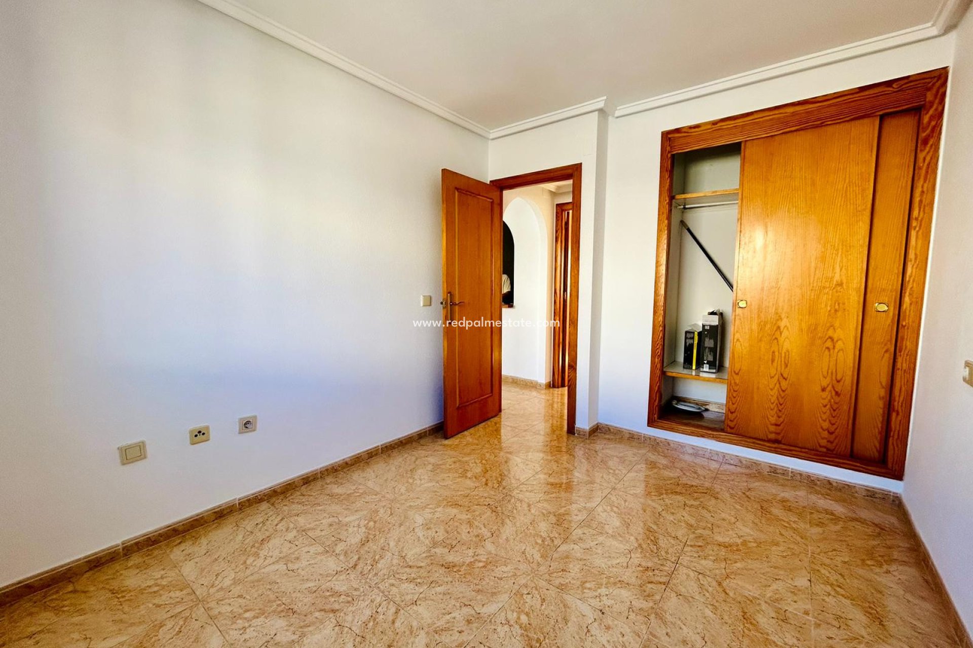 Revente - Appartement -
Torrevieja - Torrevieja Centro