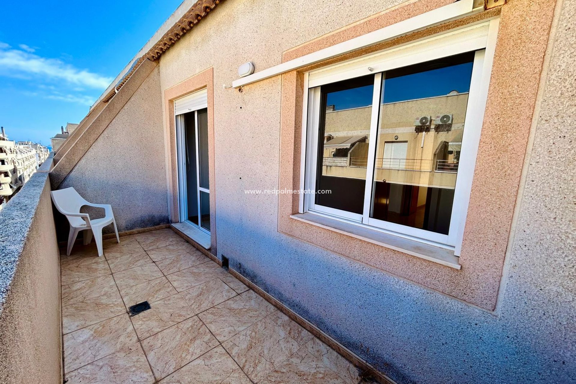 Revente - Appartement -
Torrevieja - Torrevieja Centro
