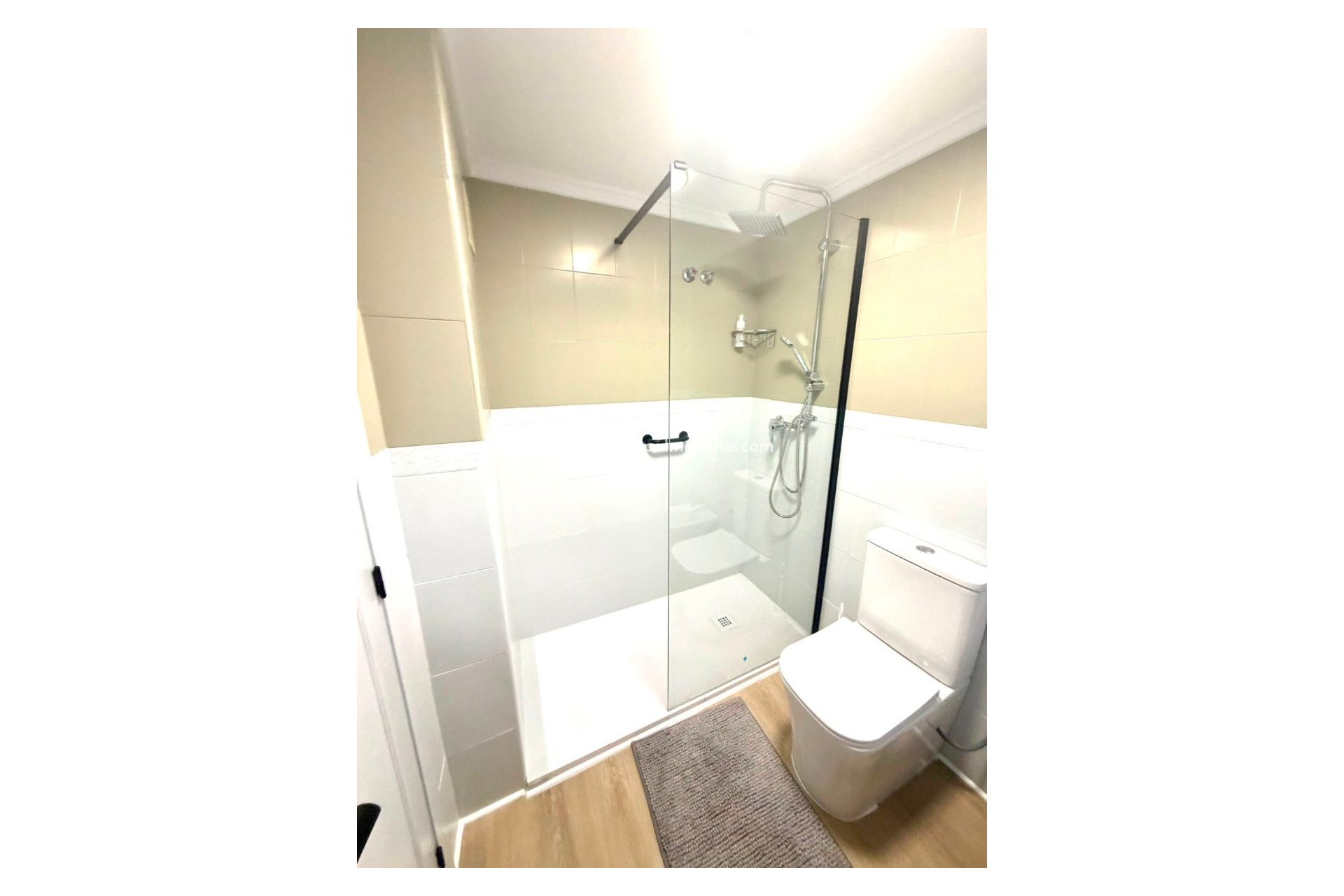 Revente - Appartement -
Torrevieja - Torrevieja Centro