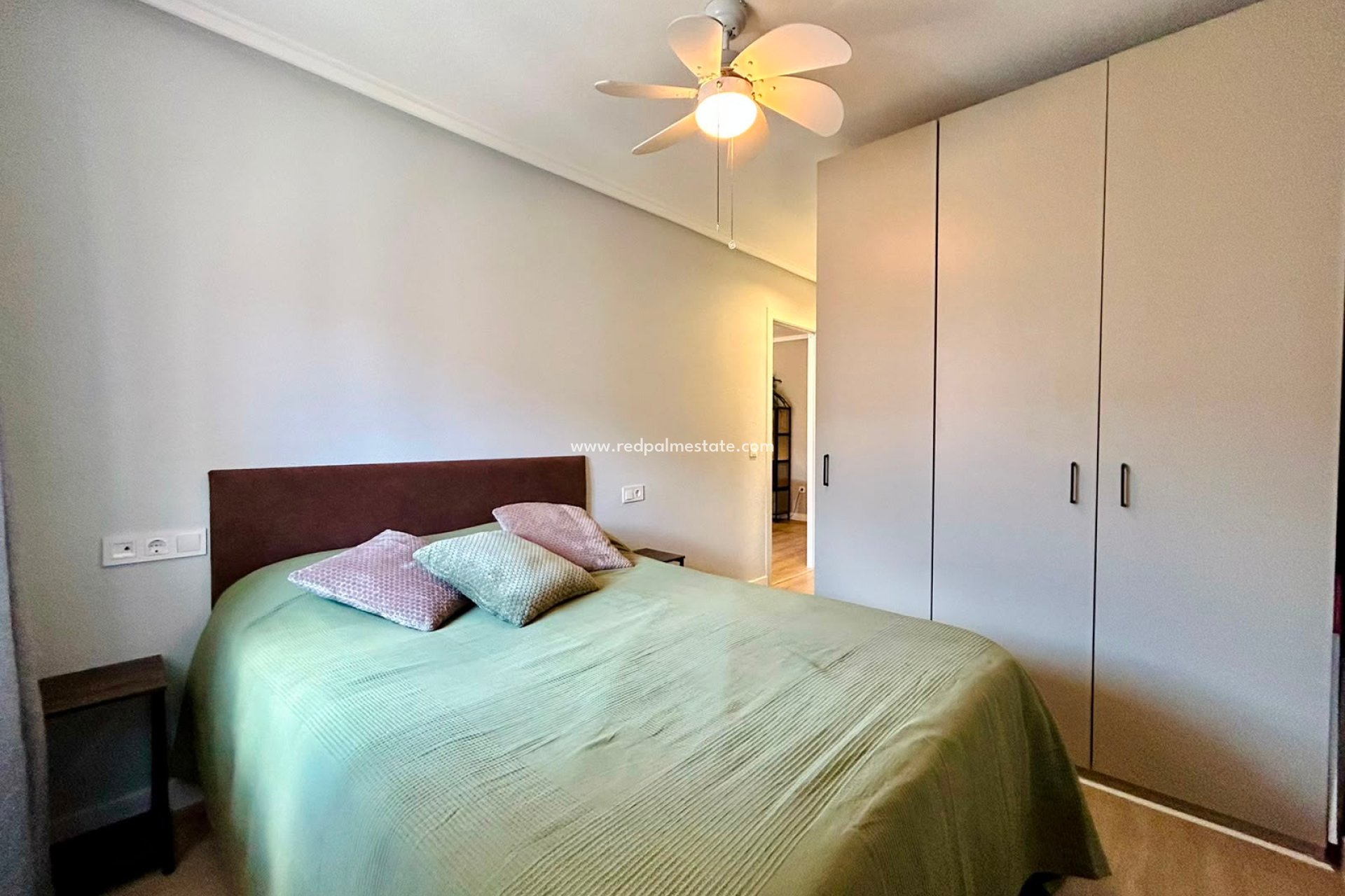 Revente - Appartement -
Torrevieja - Torrevieja Centro