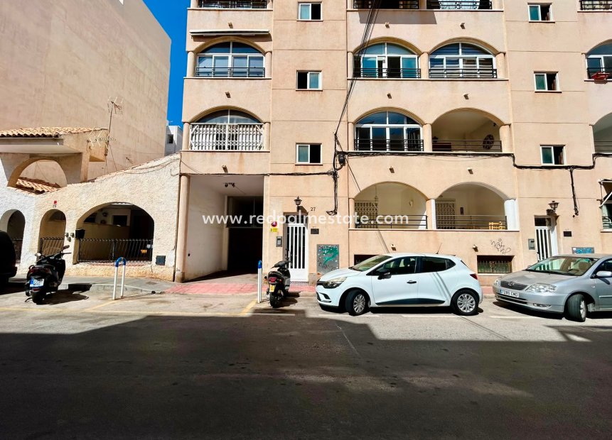 Revente - Appartement -
Torrevieja - Torrevieja Centro