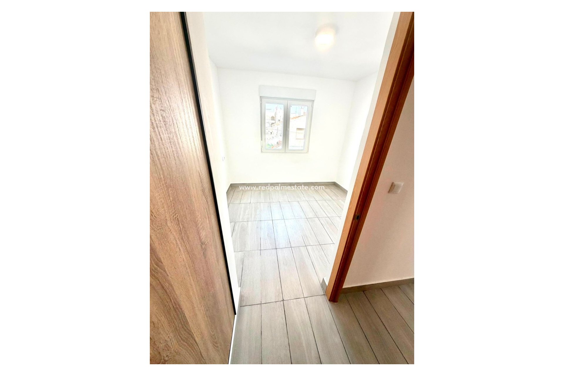 Revente - Appartement -
Torrevieja - Torrevieja Centro