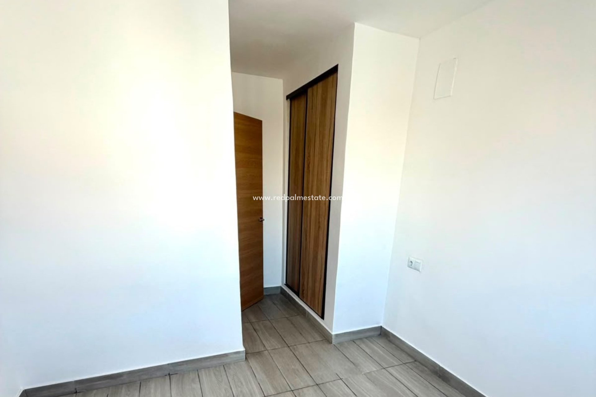 Revente - Appartement -
Torrevieja - Torrevieja Centro