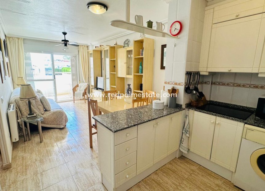 Revente - Appartement -
Torrevieja - Urbanización San Luis