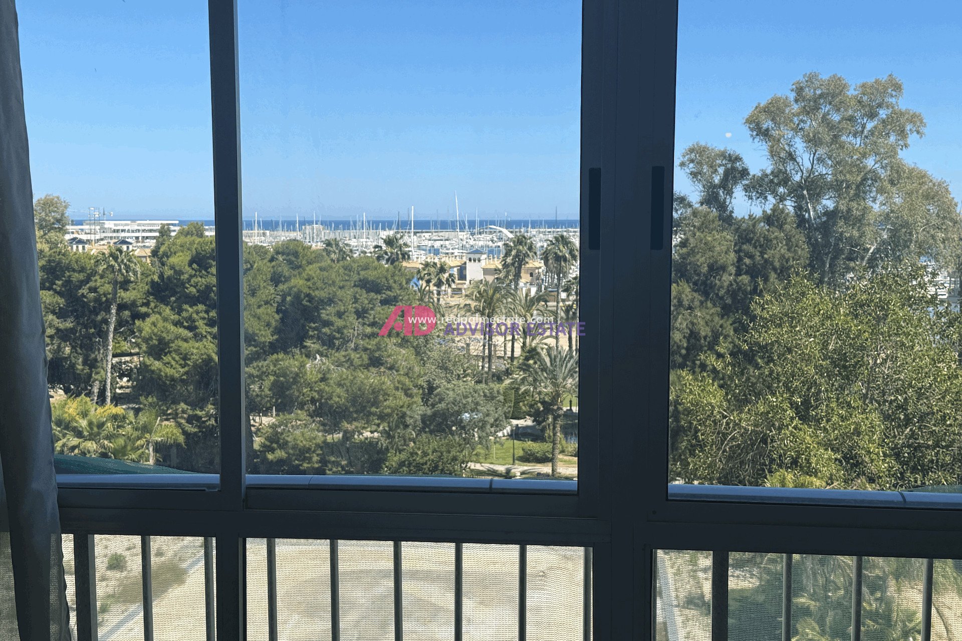 Revente - Appartement -
Torrevieja